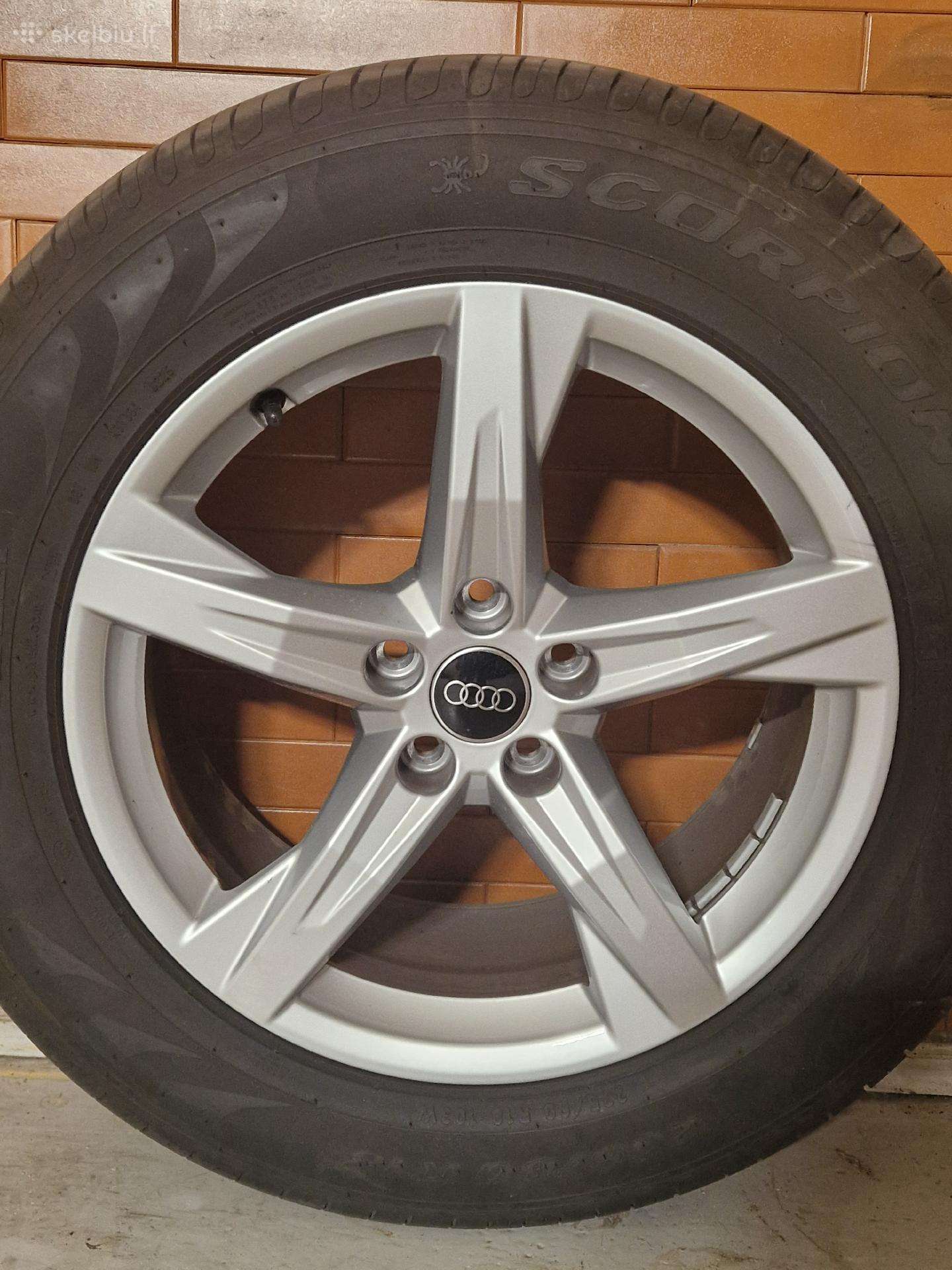 Audi Q5 Sportback R18 originalūs ratlankiai