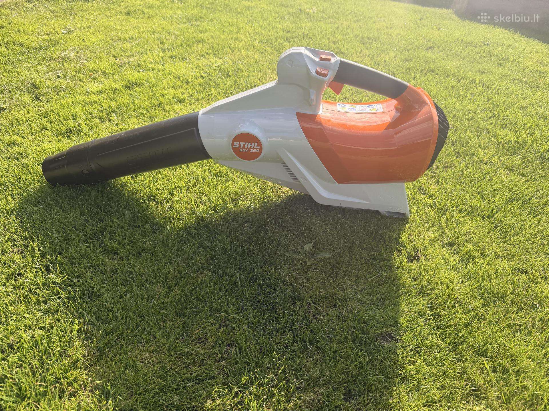 Stihl Bga 250 lapų pūstuvas
