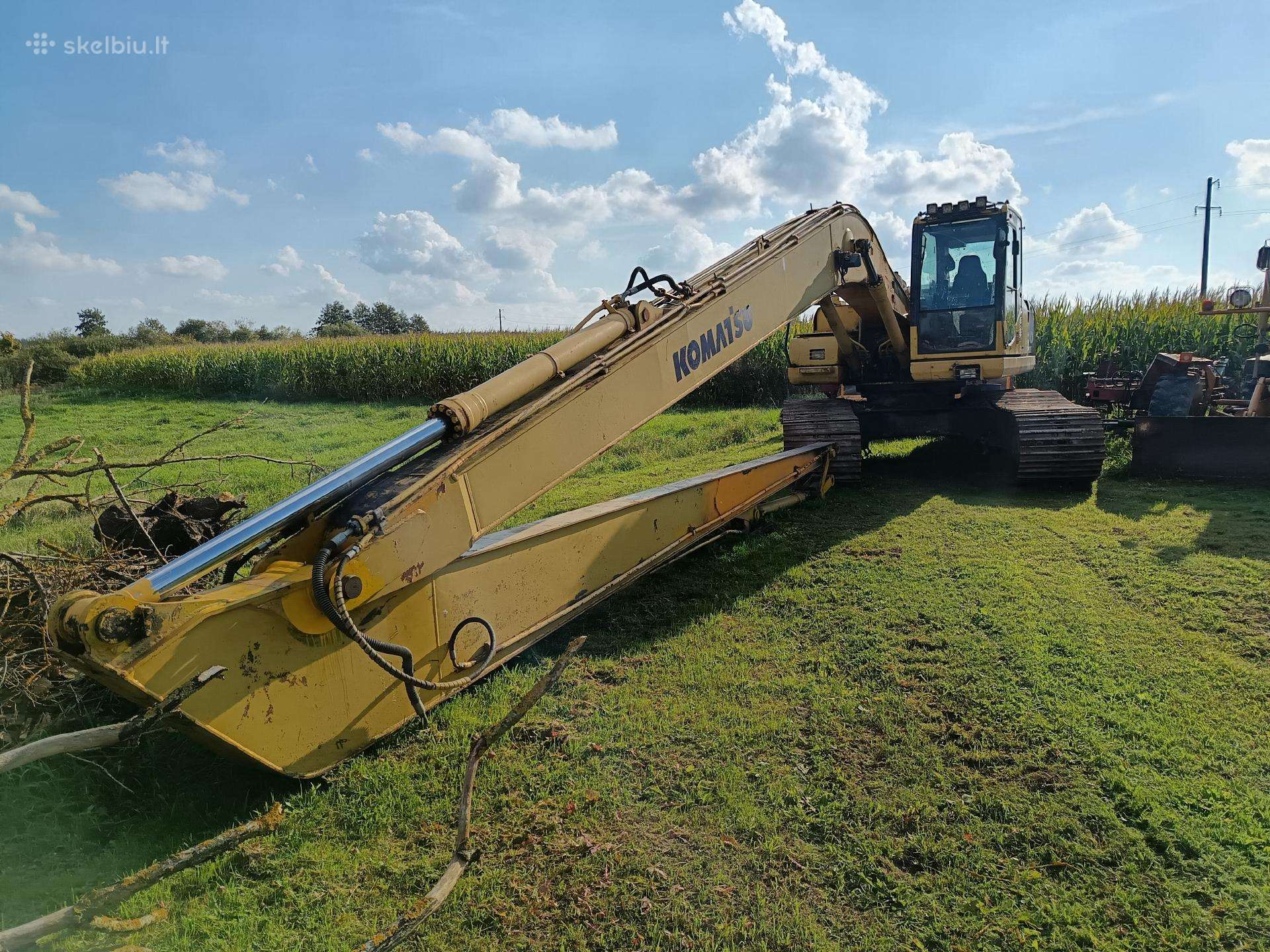 Komatsu PC210LC, excavator