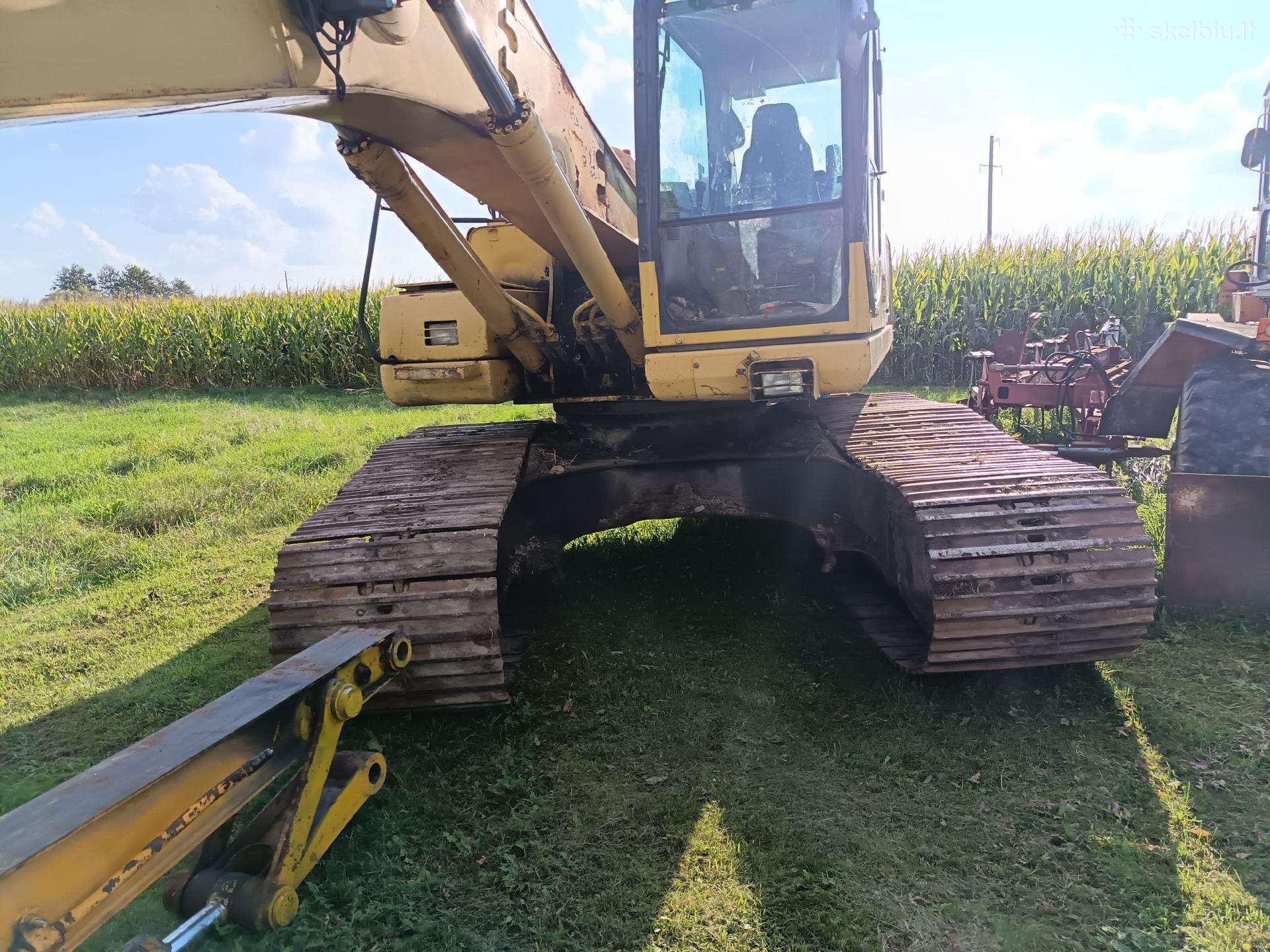 Komatsu PC210LC, excavator