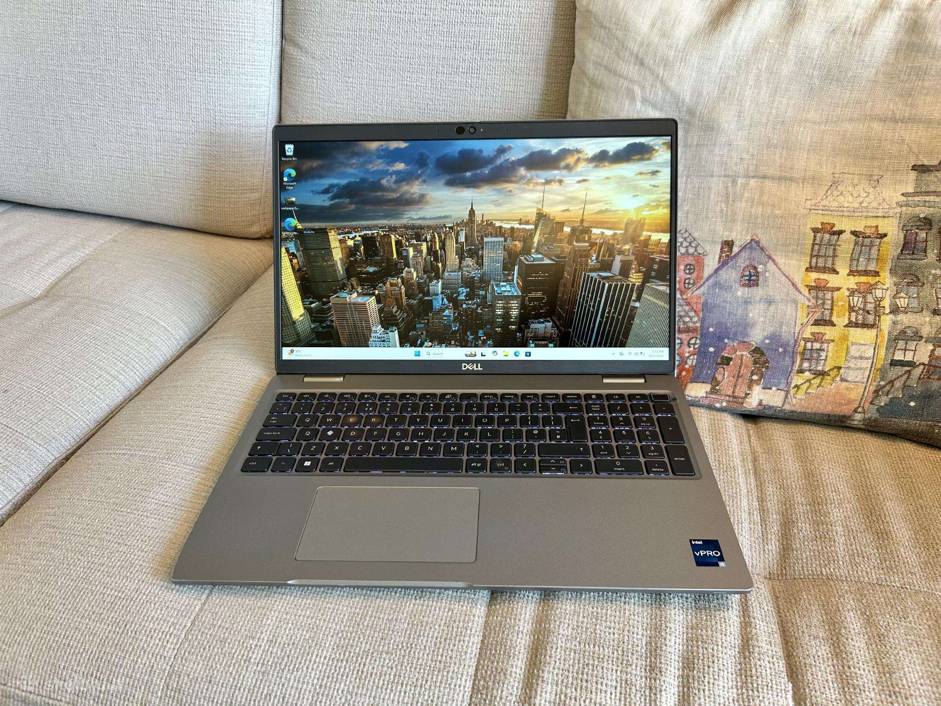 Dell Latitude 5530, i5-1245u, 16gb RAM