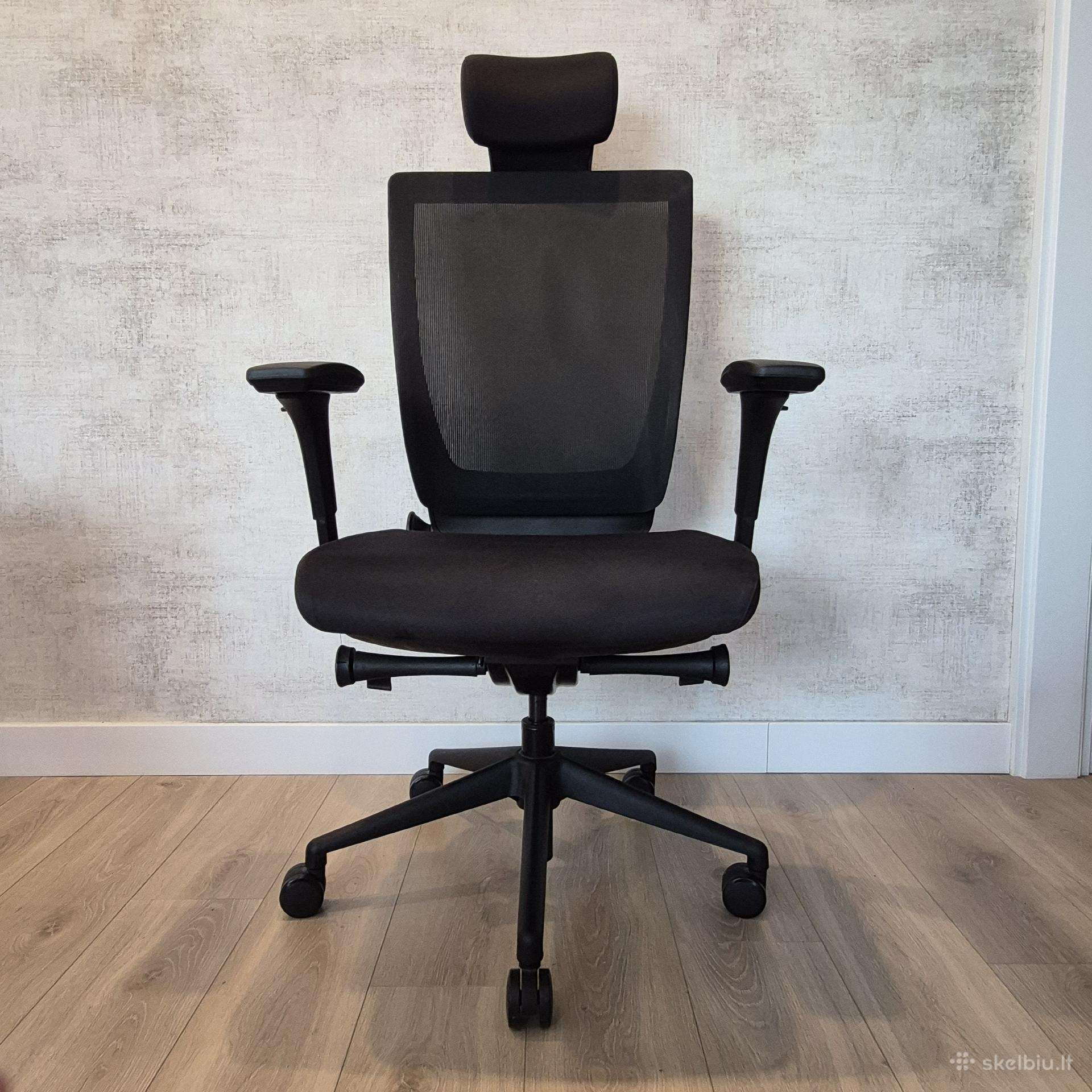 Ergonominė juoda kėdė Trium Hru – su garantija