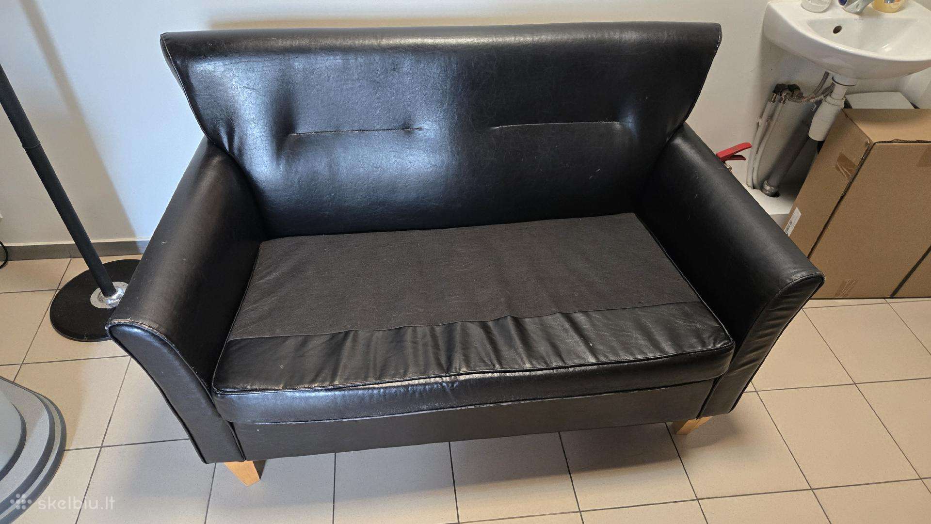 Dovanoju sofa pufa