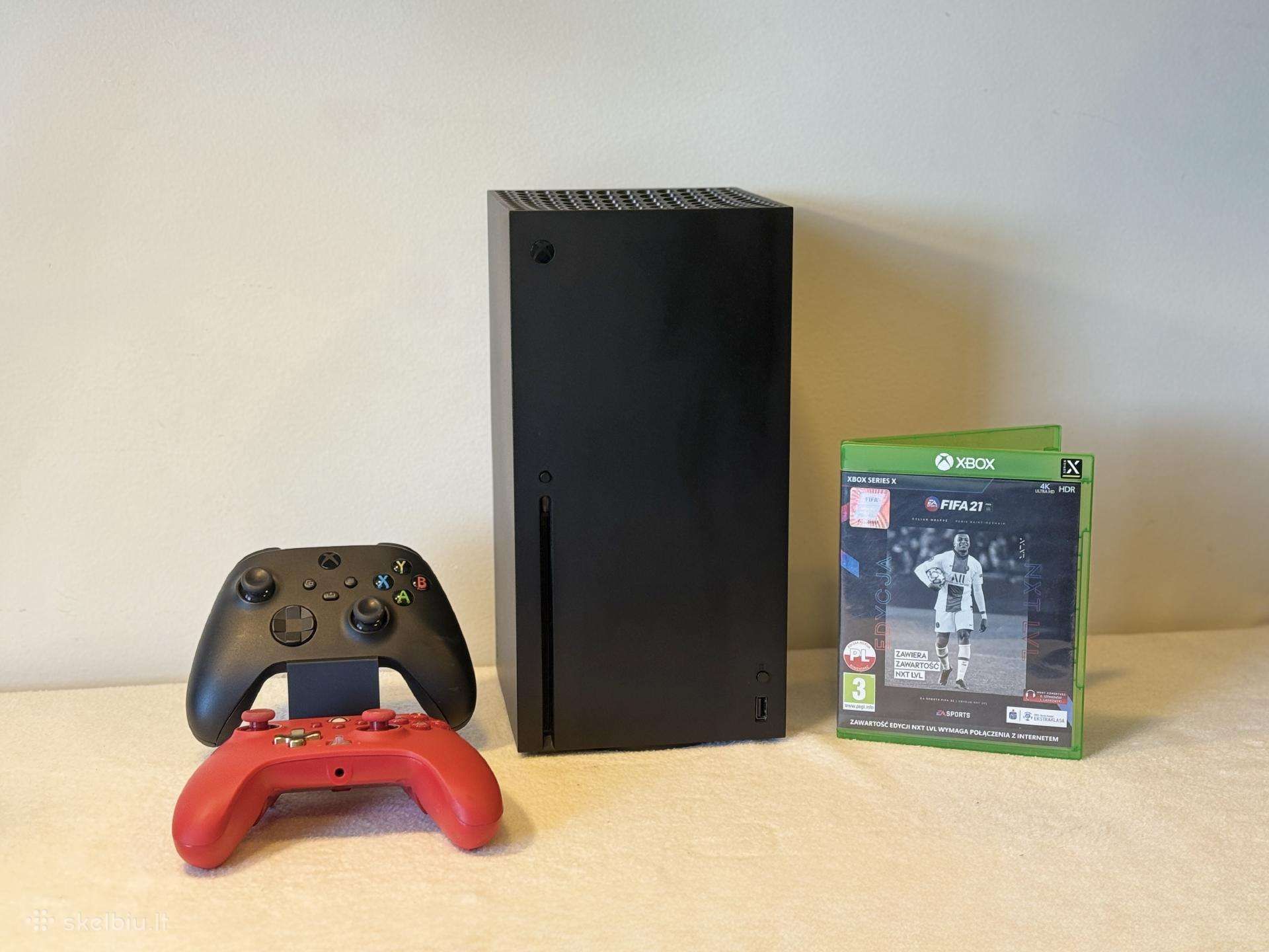 Xbox Series X 1tb, 2 Controllers, Fifa 21