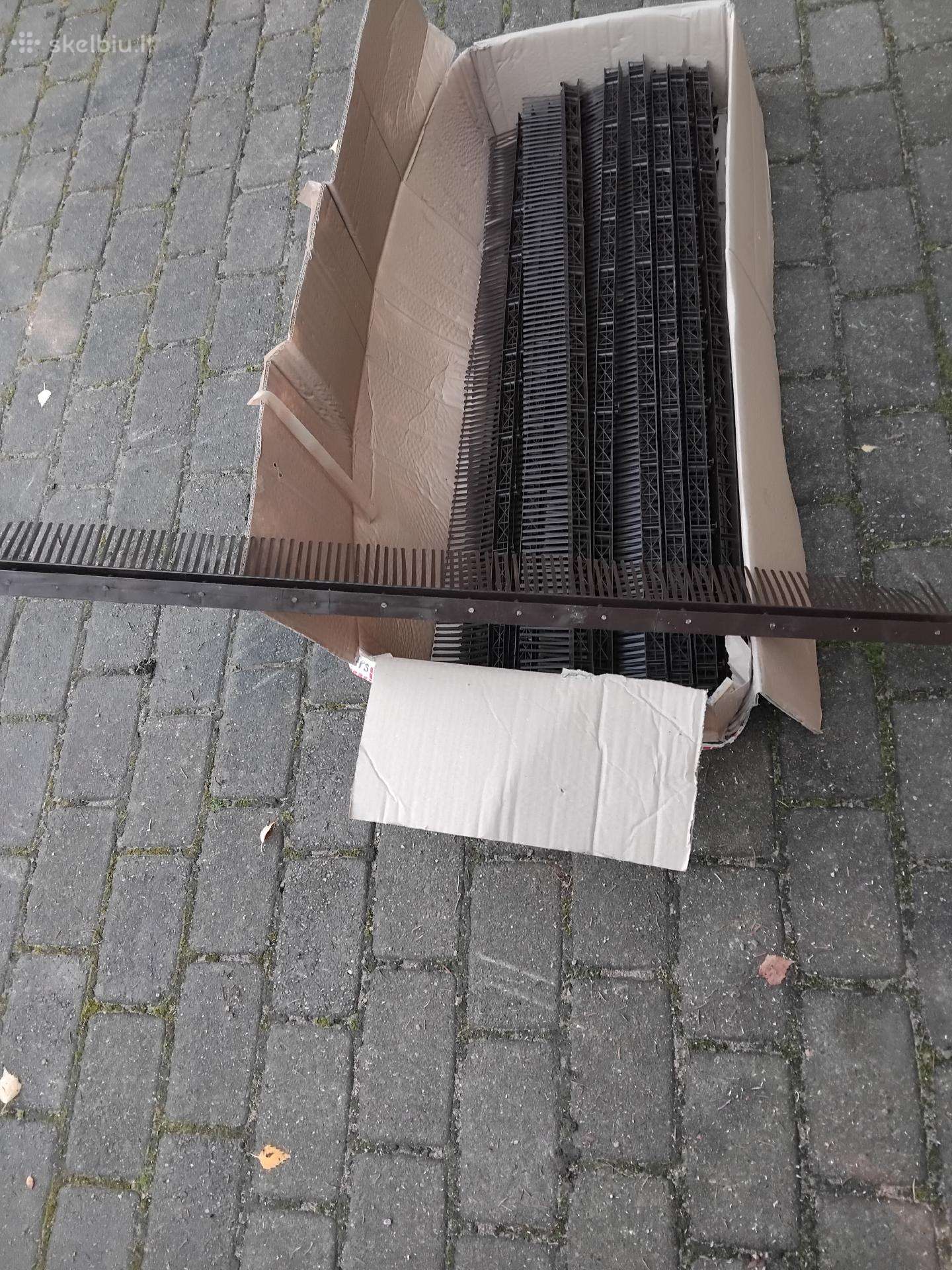 Ventiliacinė juosta stogo karnyzo