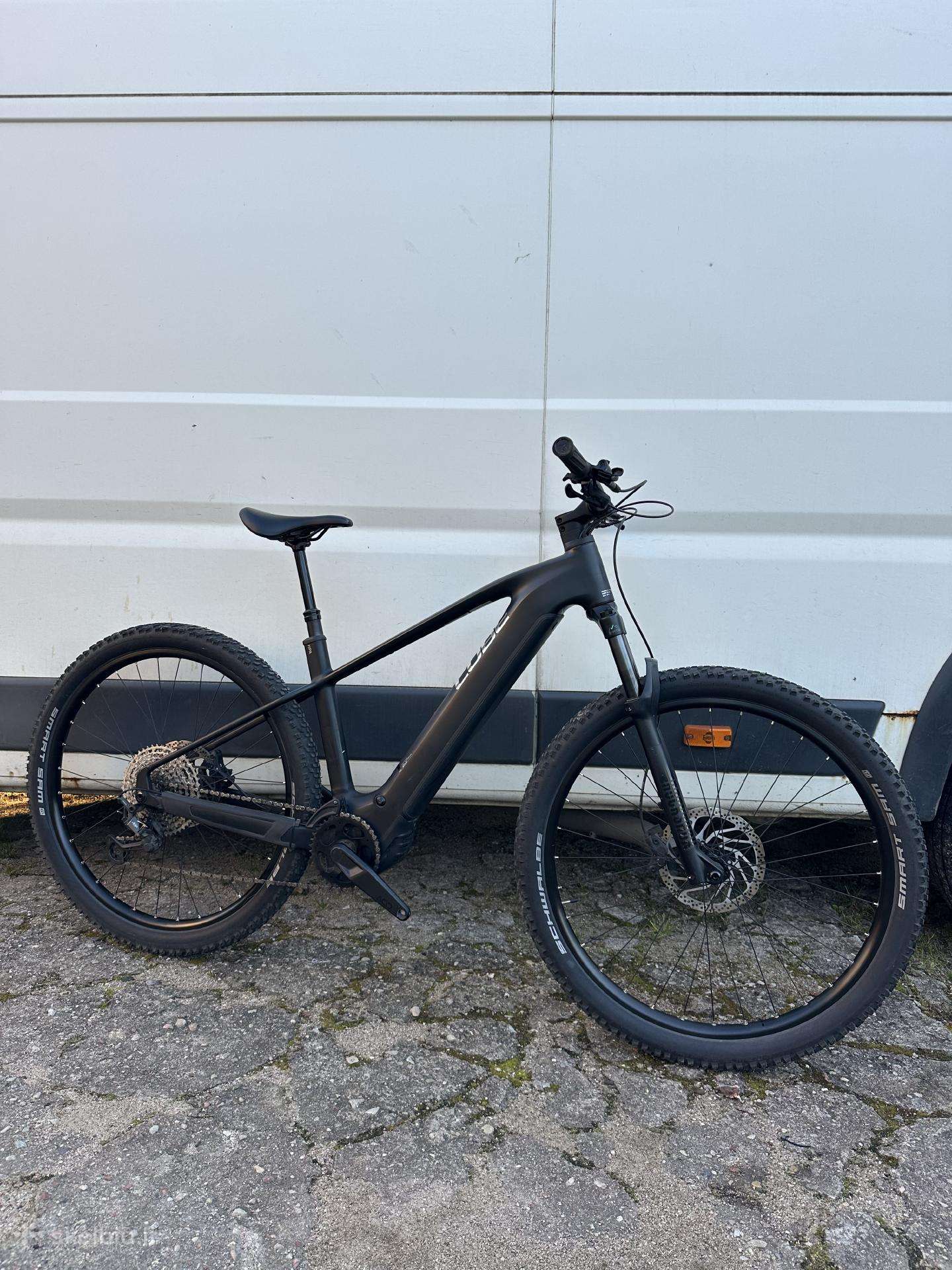 Cube 29, bosch CX 800, L dydis, 2025m.