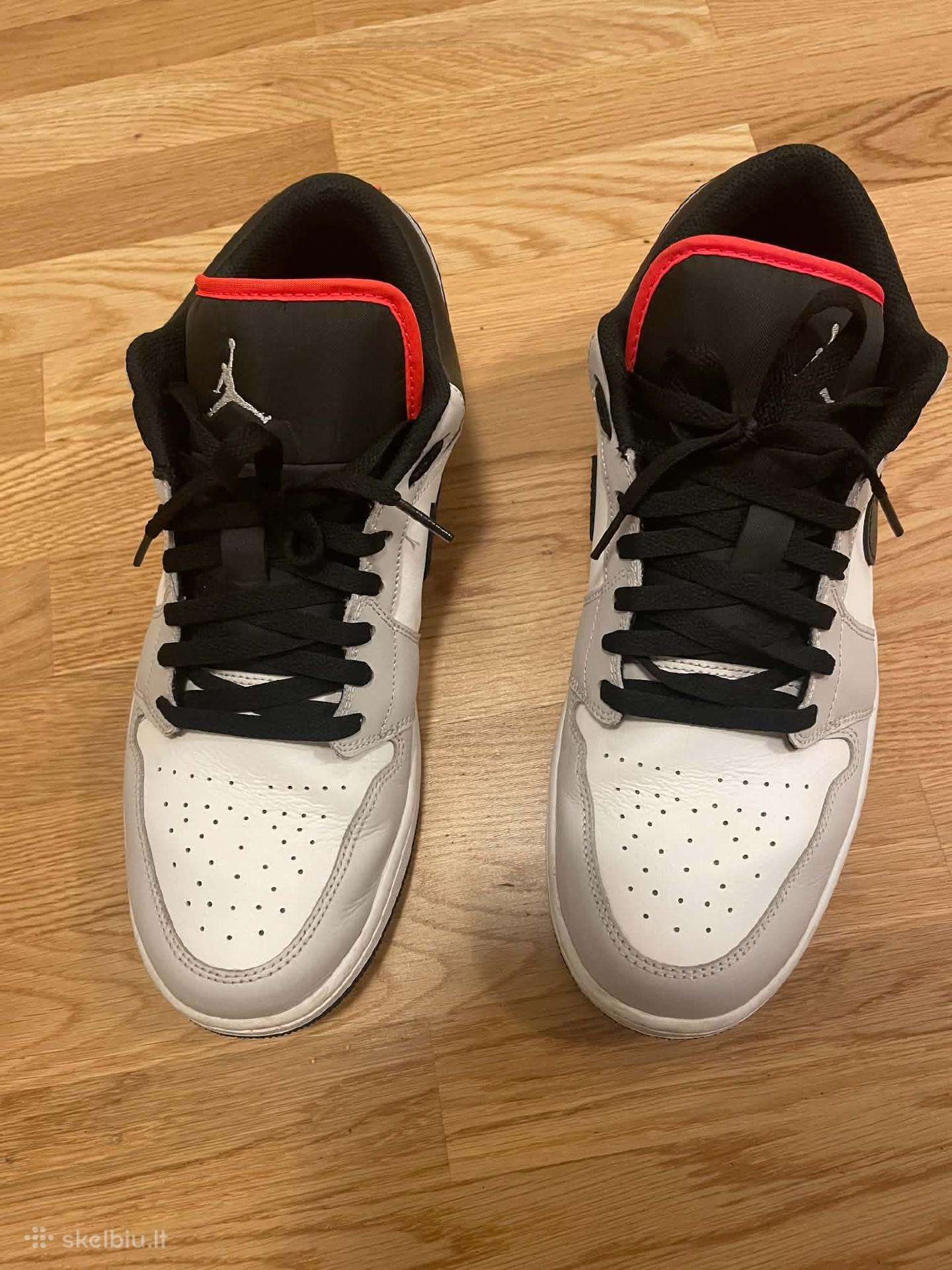 Air Jordan 1 Low
