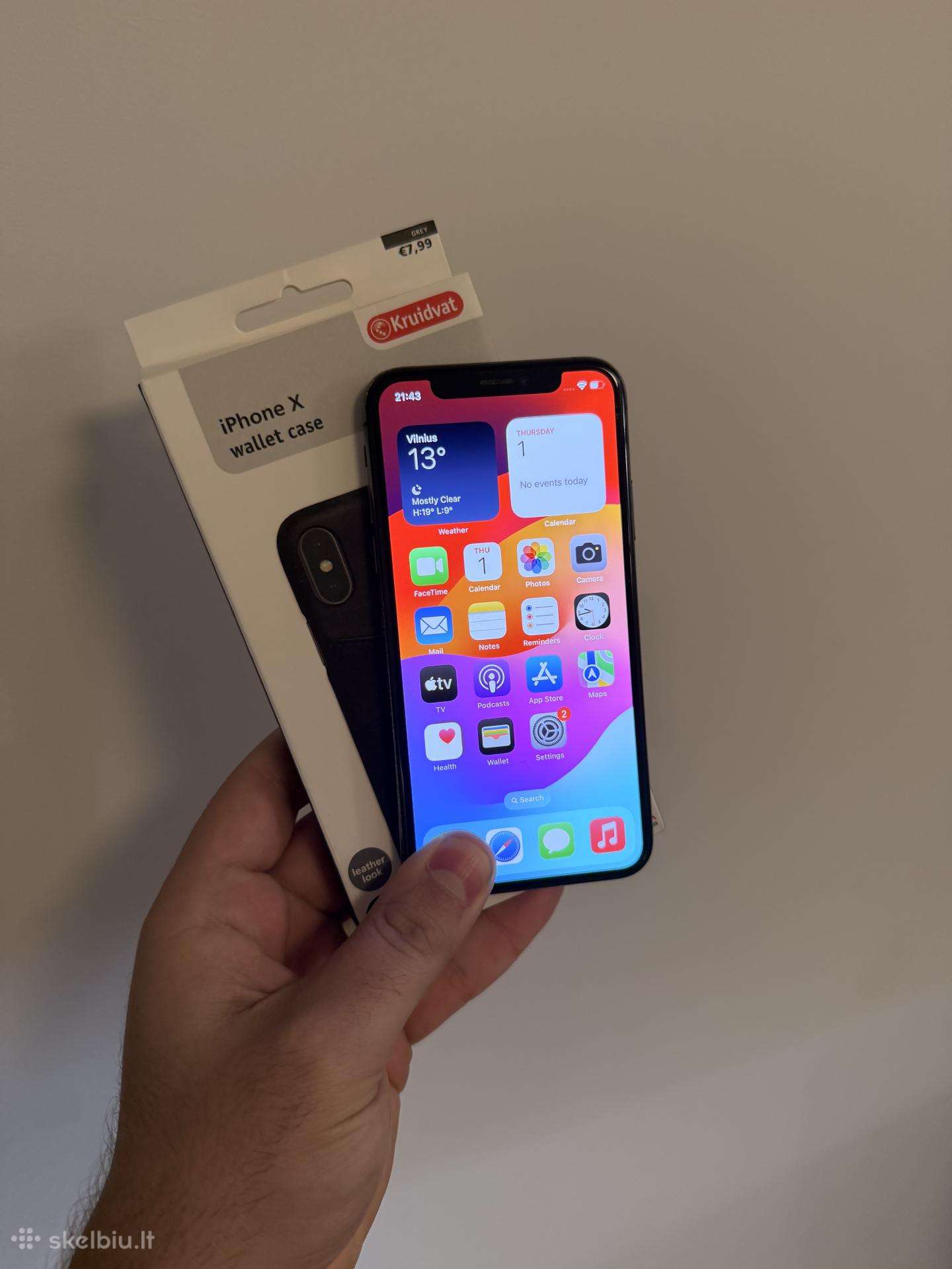 iPhone XS - 100% baterija