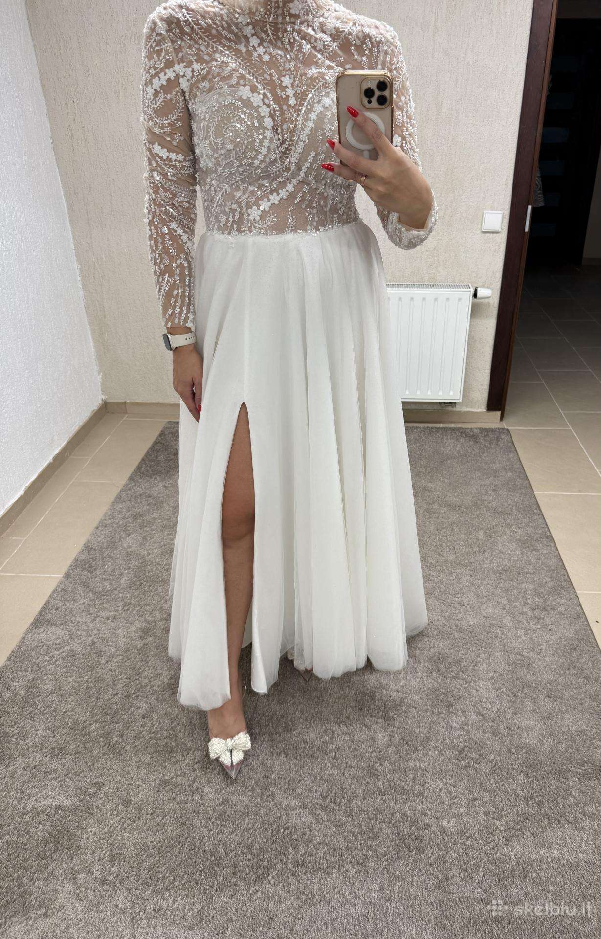 Vestuvinė suknelė