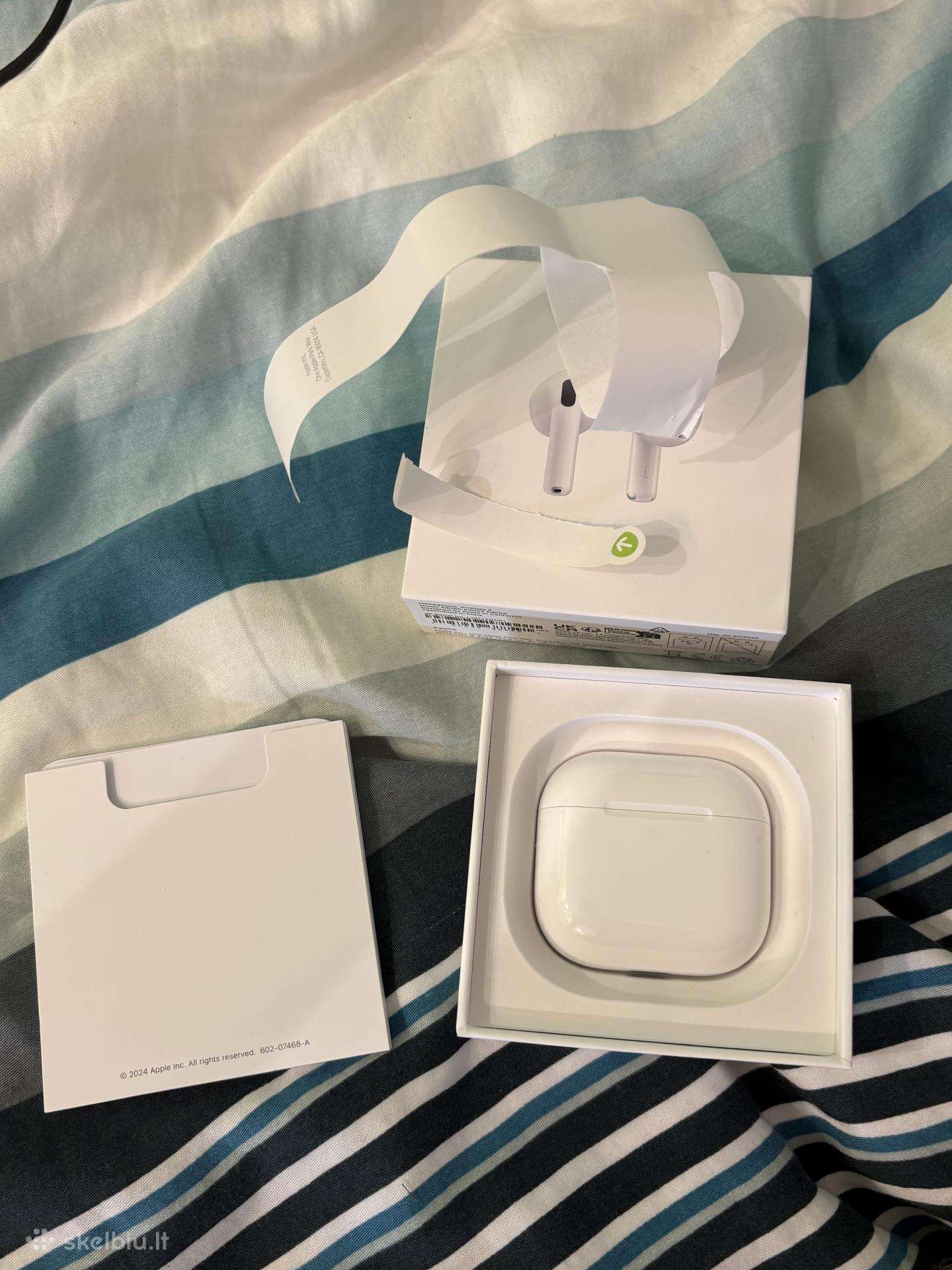 Parduodami nauji airpod 4
