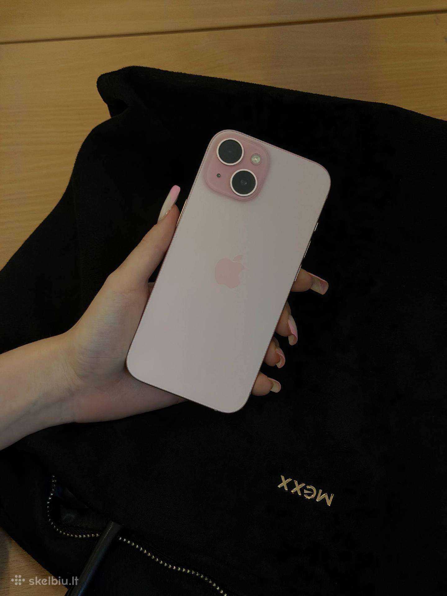 iPhone 15