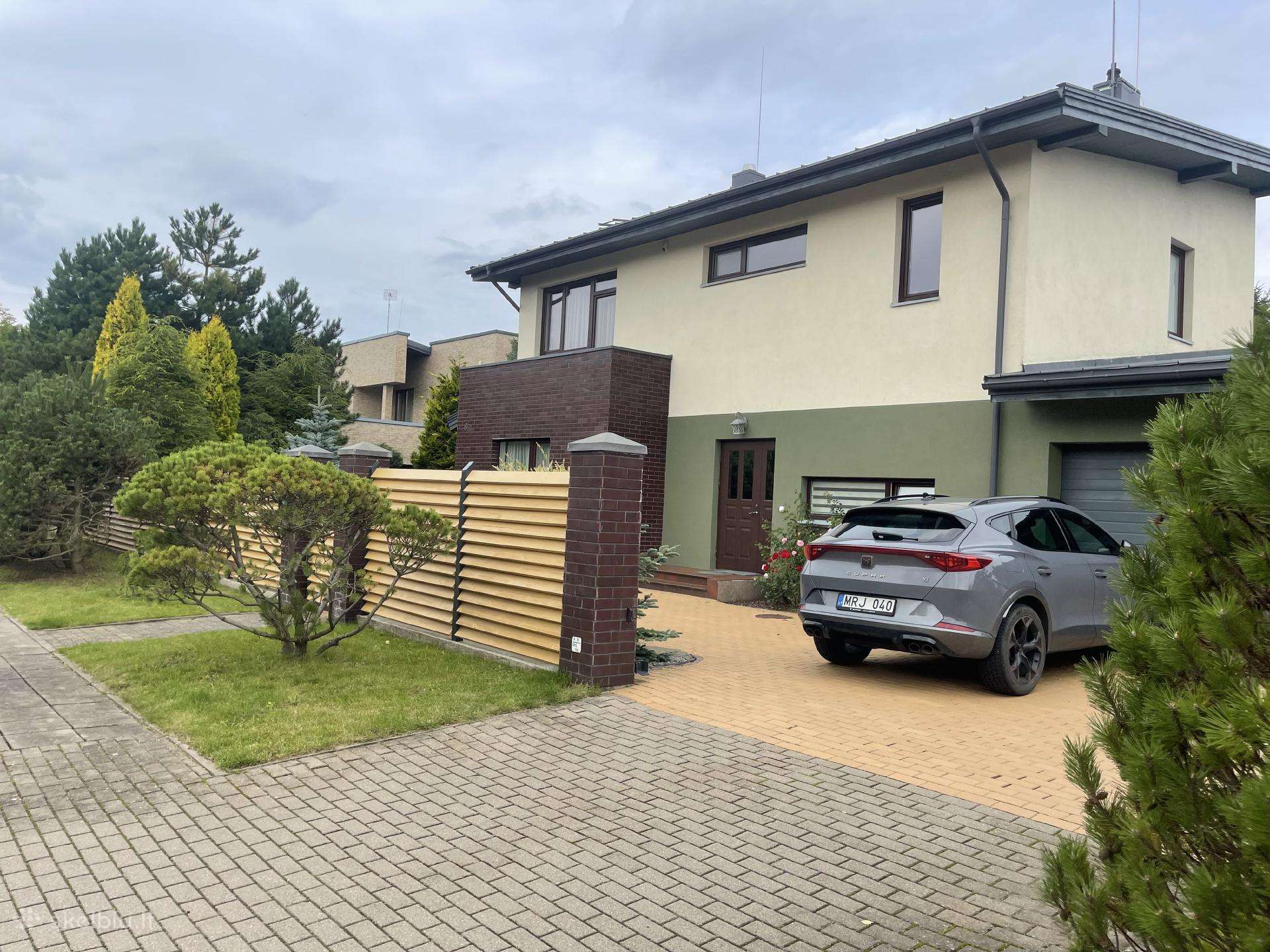 Namas Tauralaukyje