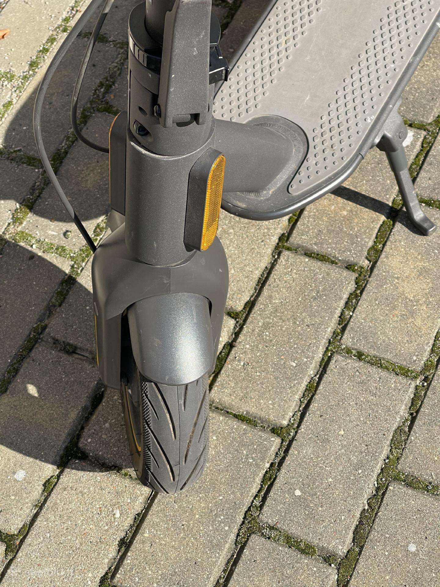 Электрический самокат Ninebot