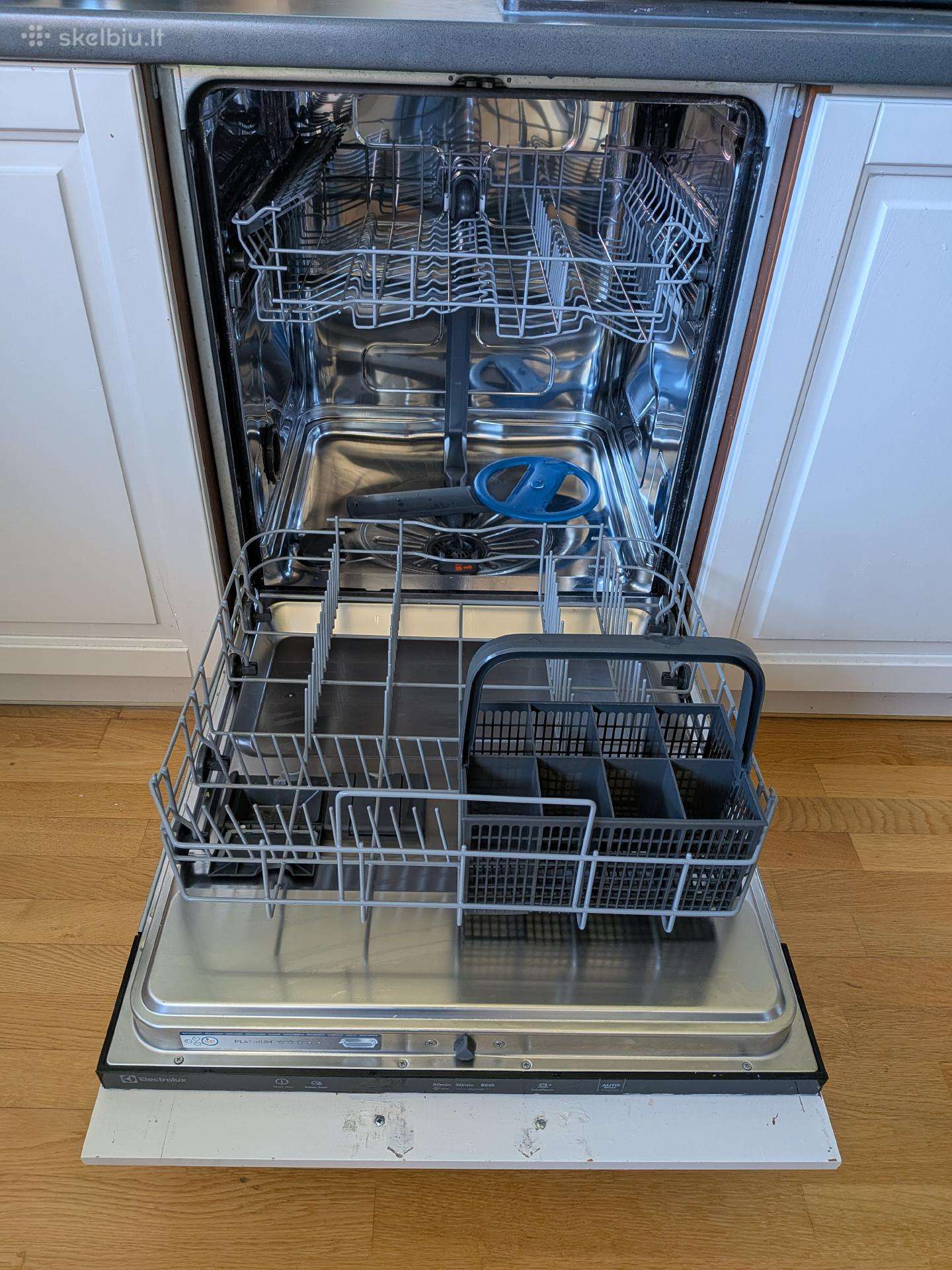Įmontuojama indaplovė Electrolux Ees27100l
