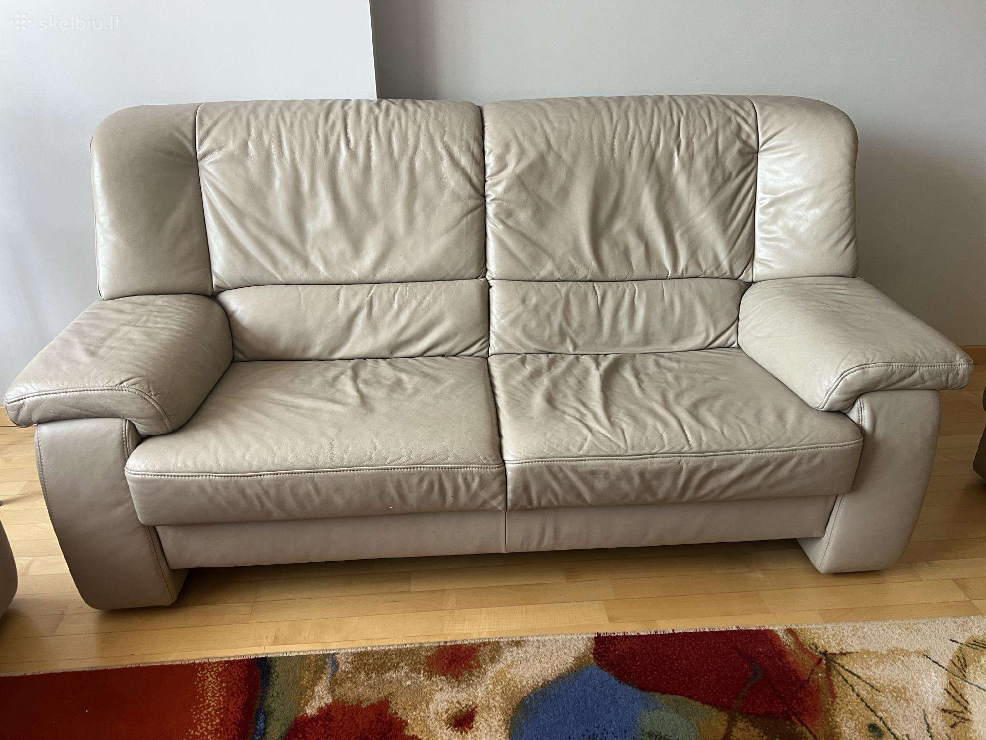 Natūralios odos sofa