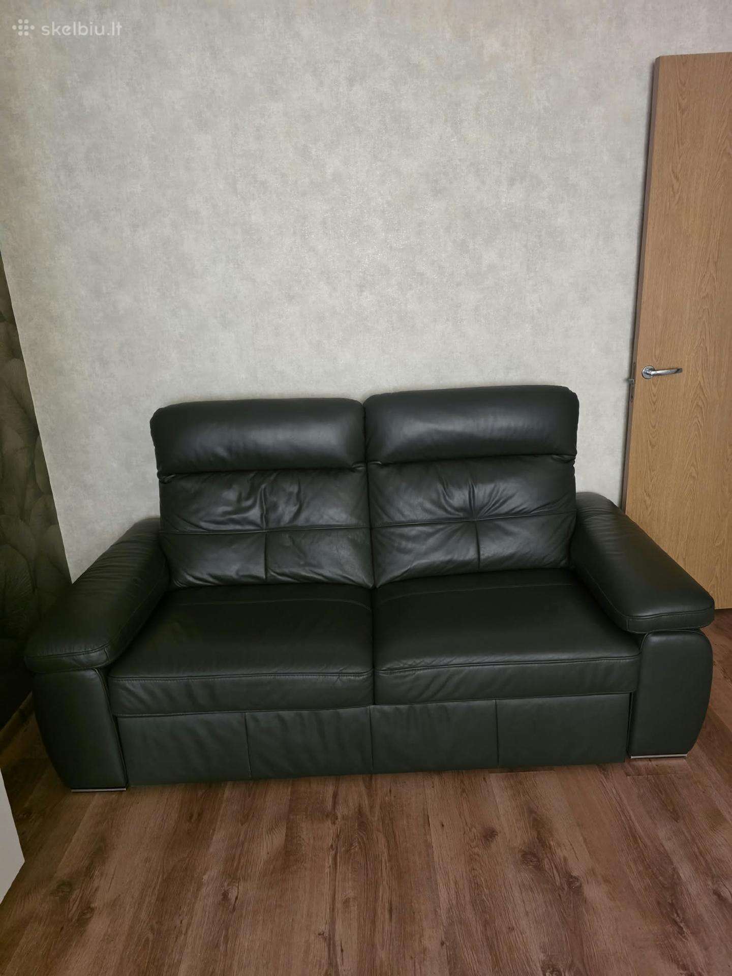 Juoda Odinė Sofa-lova