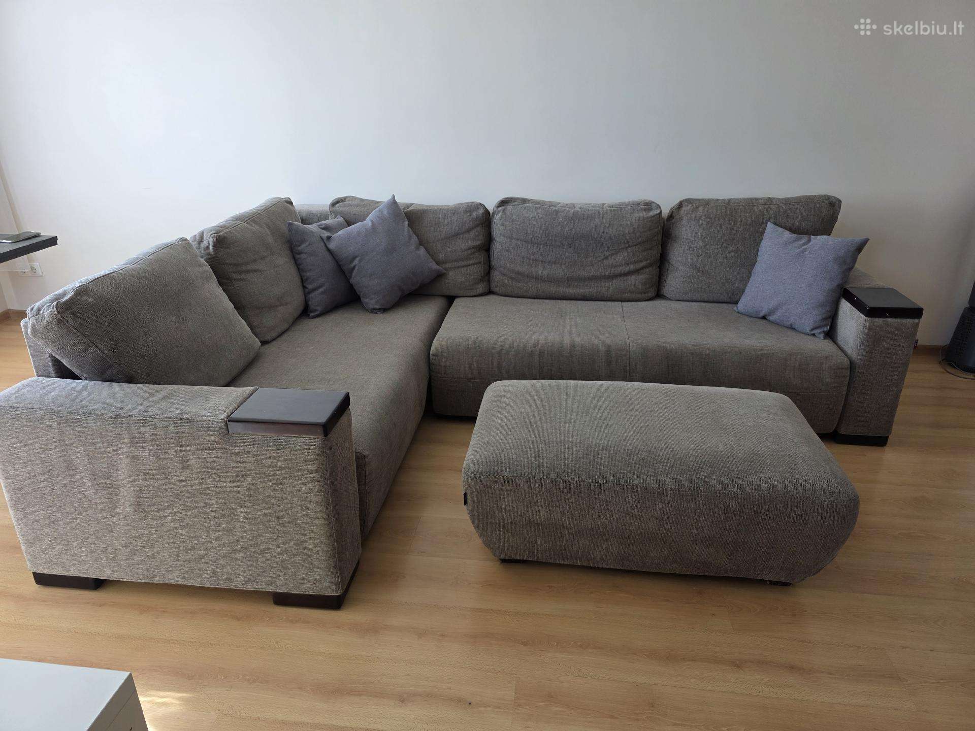 Magrės baldų kampinė sofa