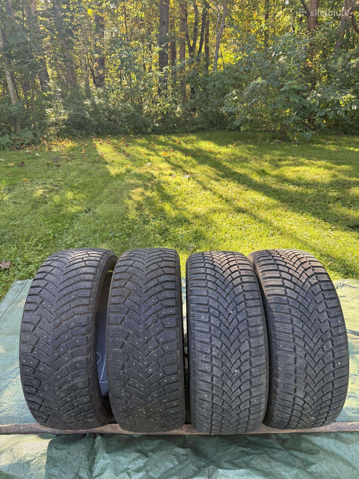 Beveik naujos žieminės premium padangos 225/45r17
