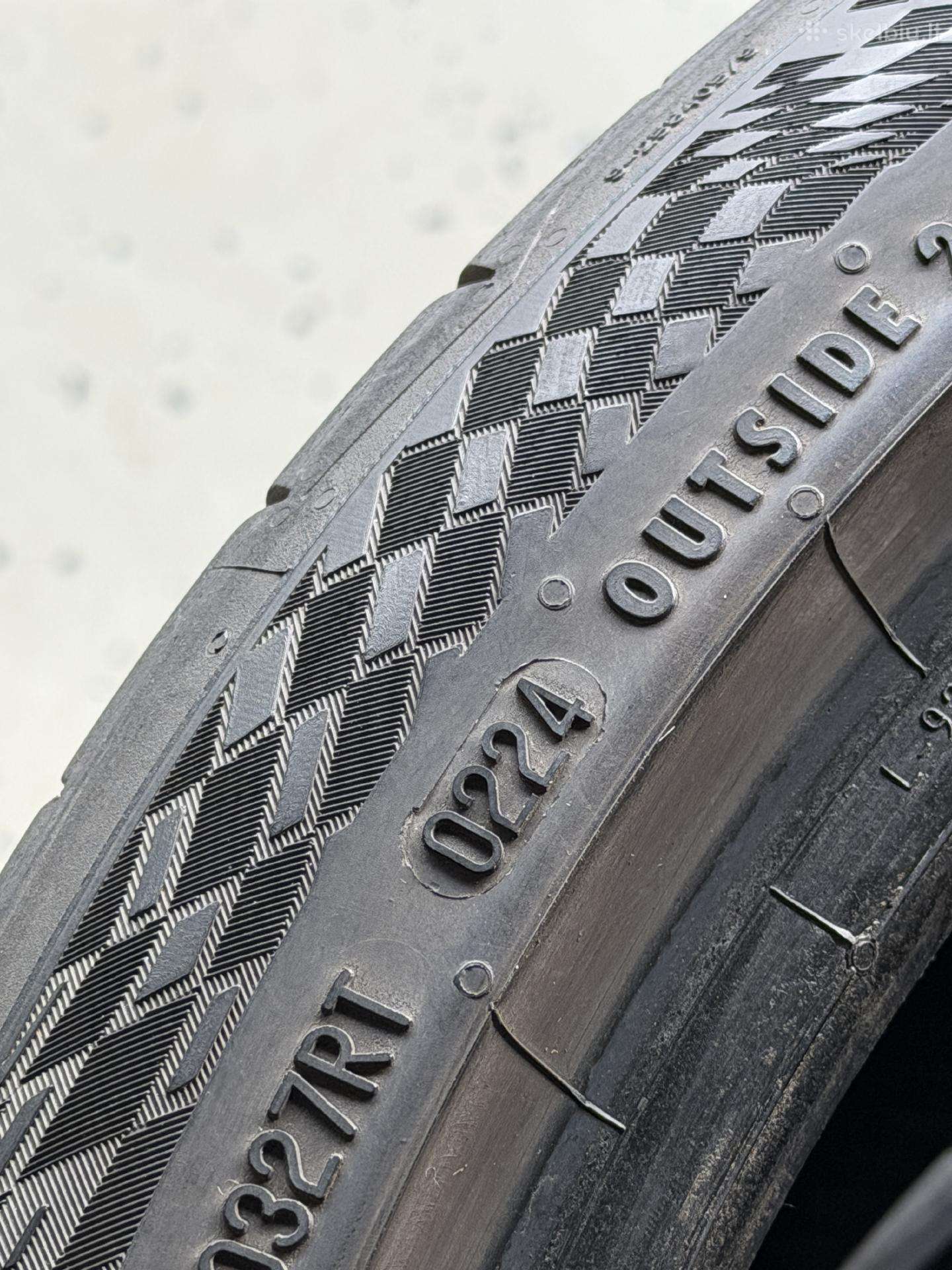 Continental, летние 225/40 R19