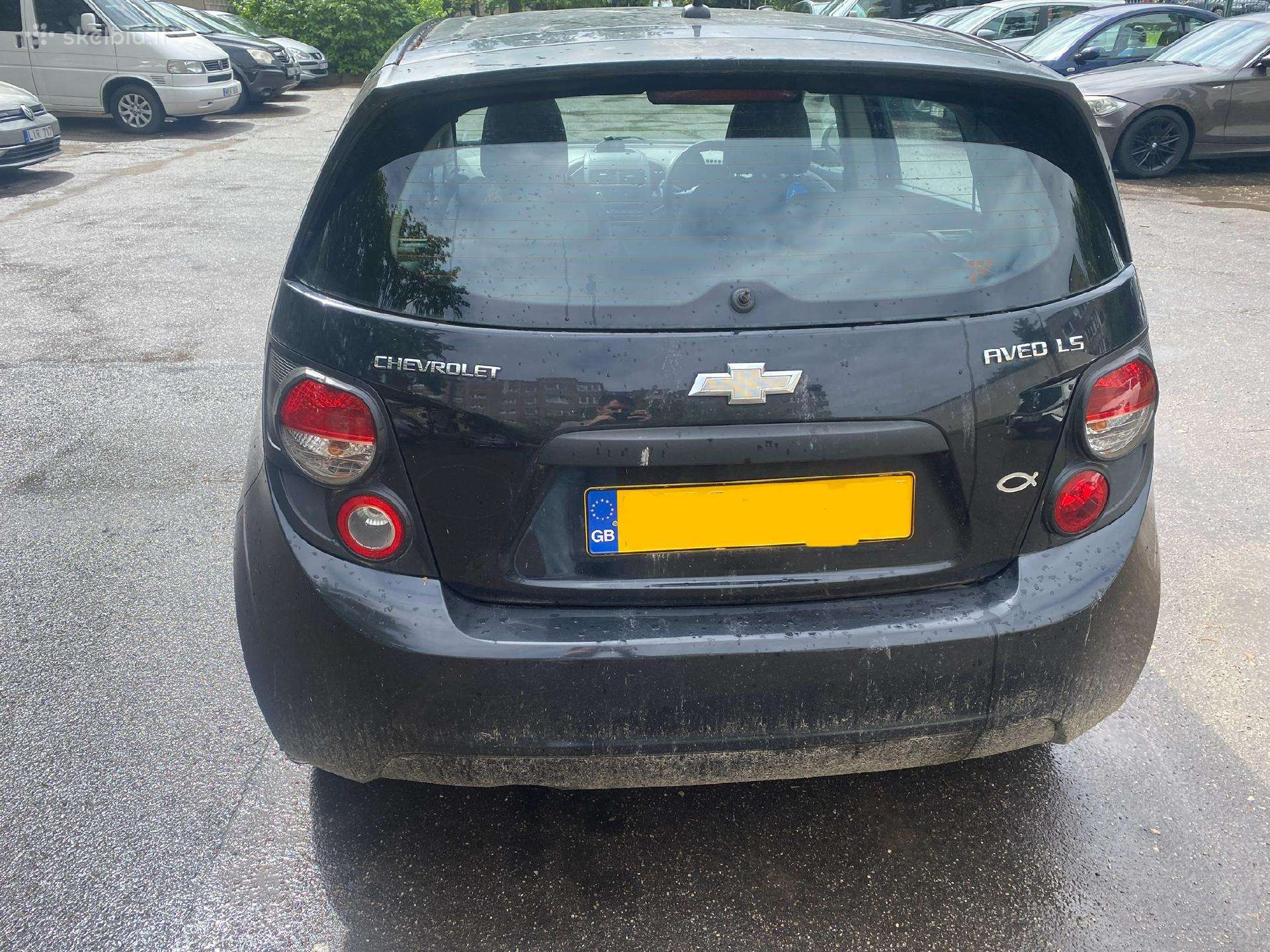 Parduodu auto visa isrinkimui dalim Chevrolet aveo