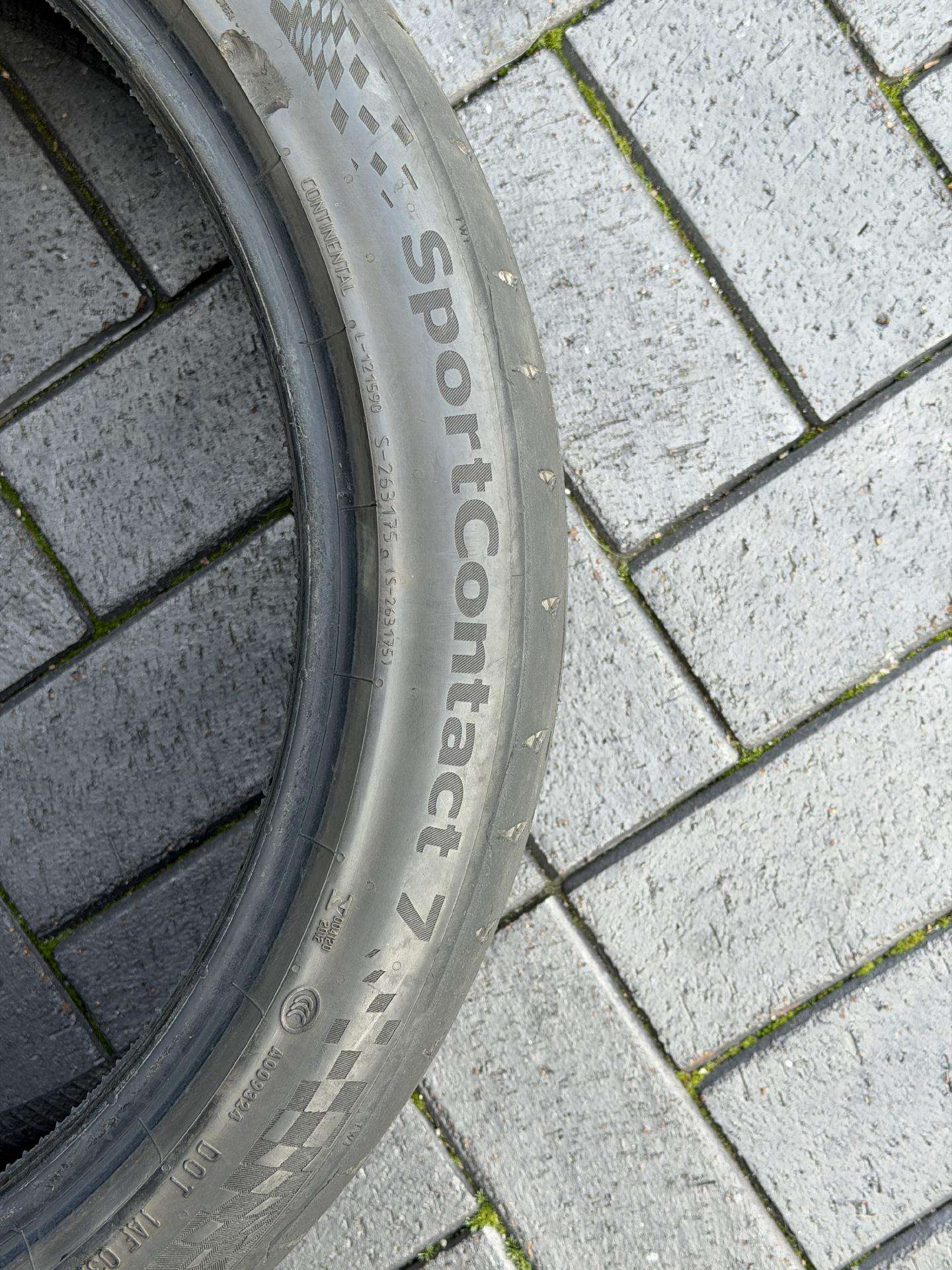 Continental, летние 225/40 R19