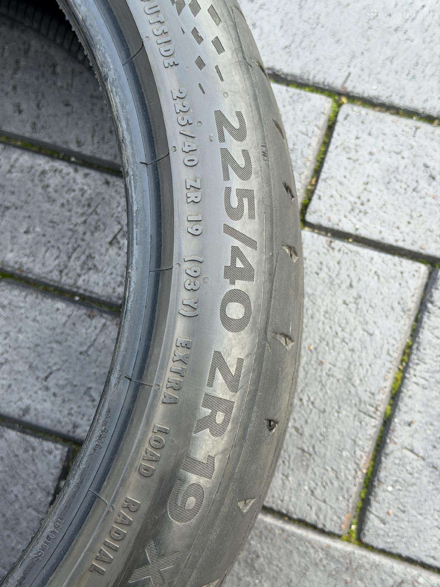 Continental, летние 225/40 R19
