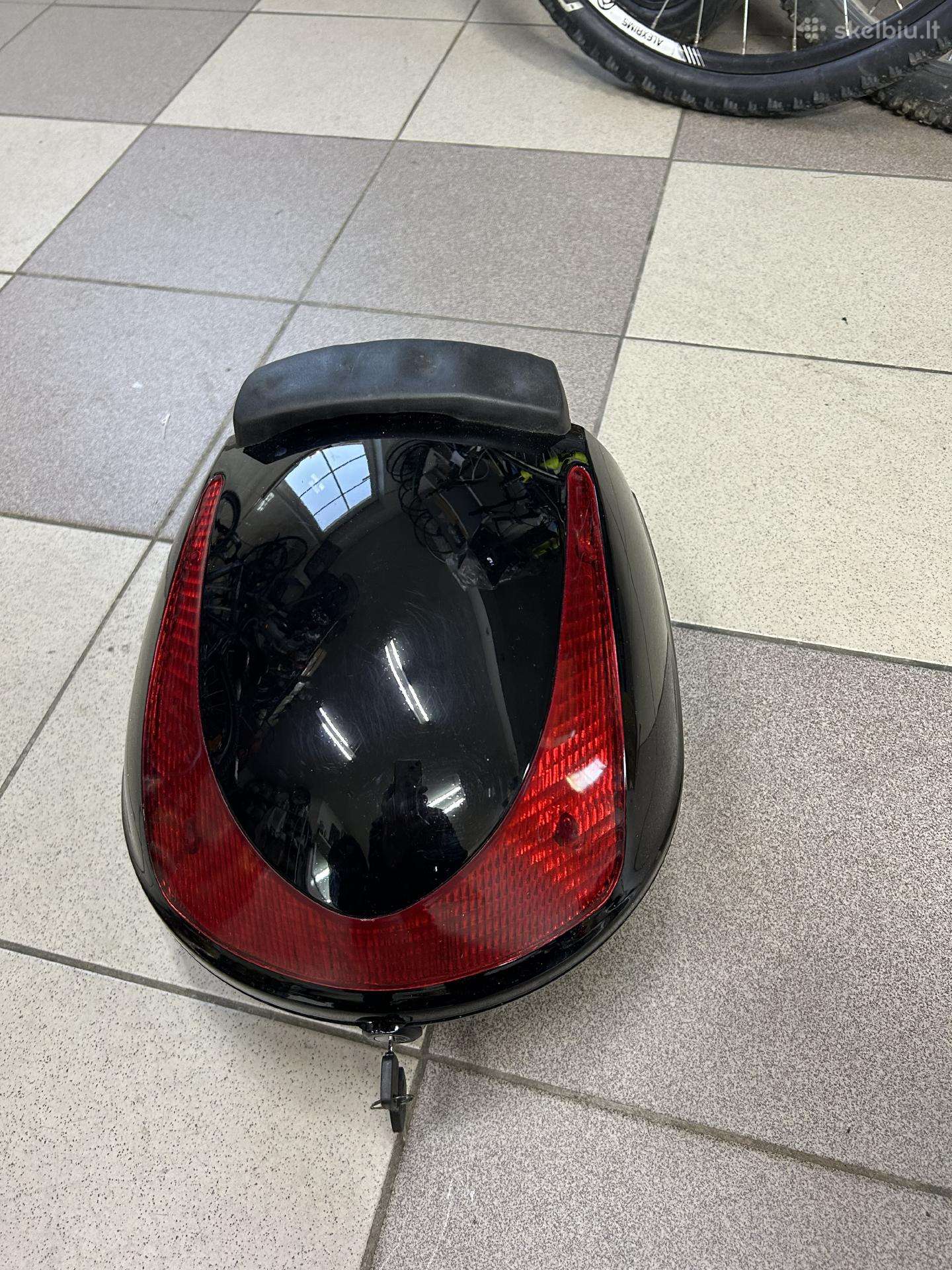 Daiktadėžė motoroleriui