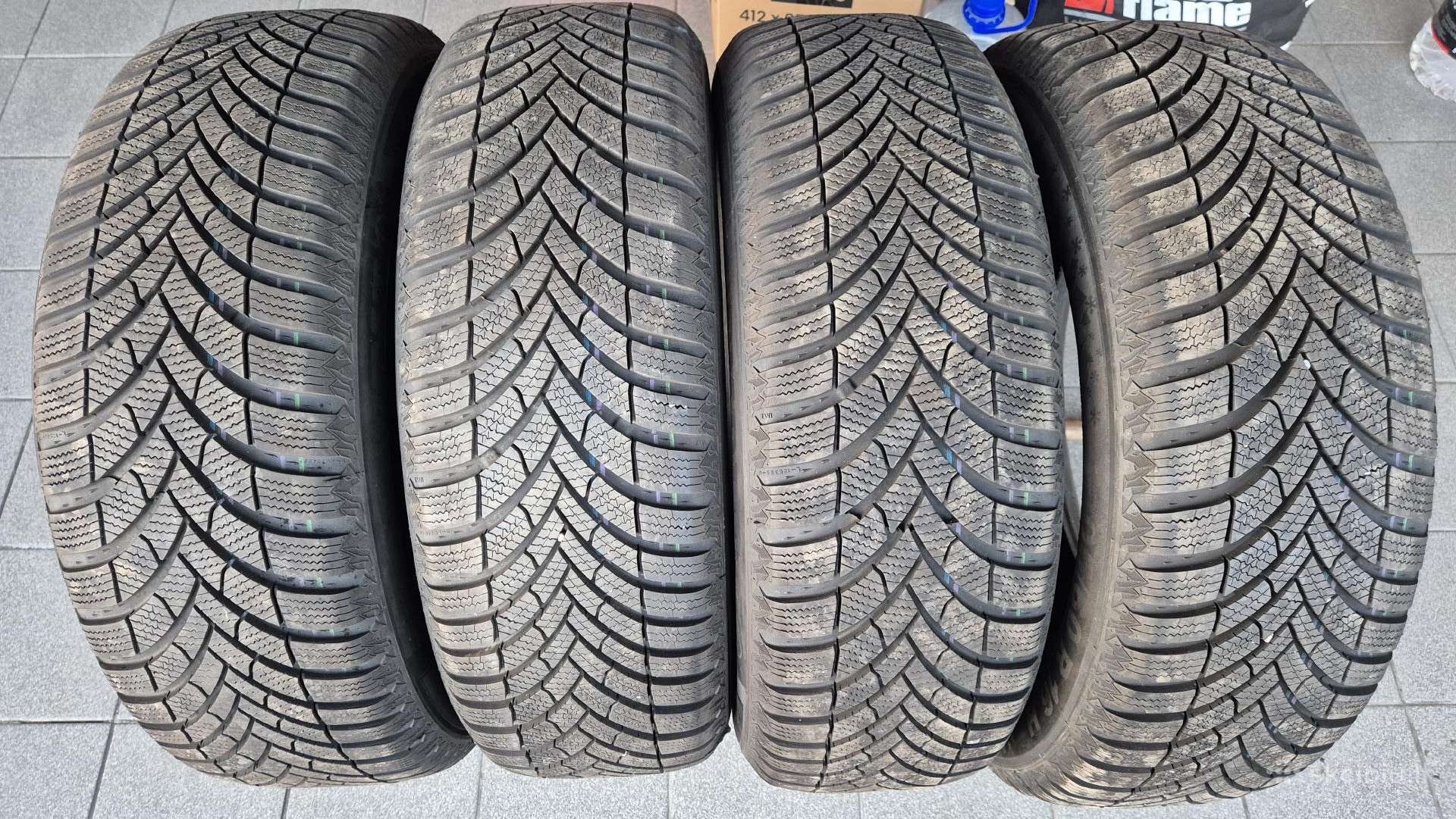 Keturios geros 205/60 R16 Semperit