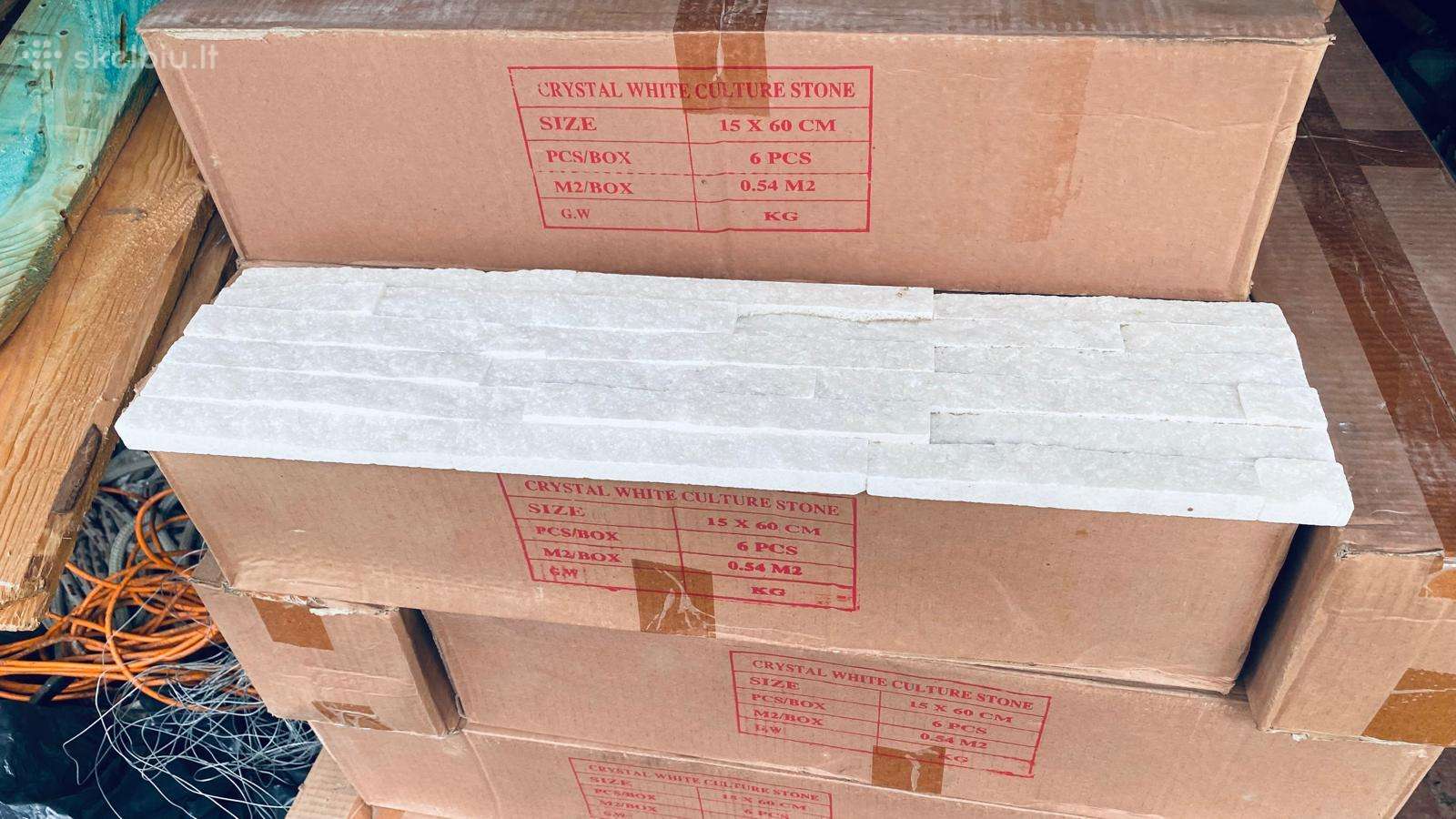 Fasadinis-dekoratyvinis marmuras Pure White Stacks