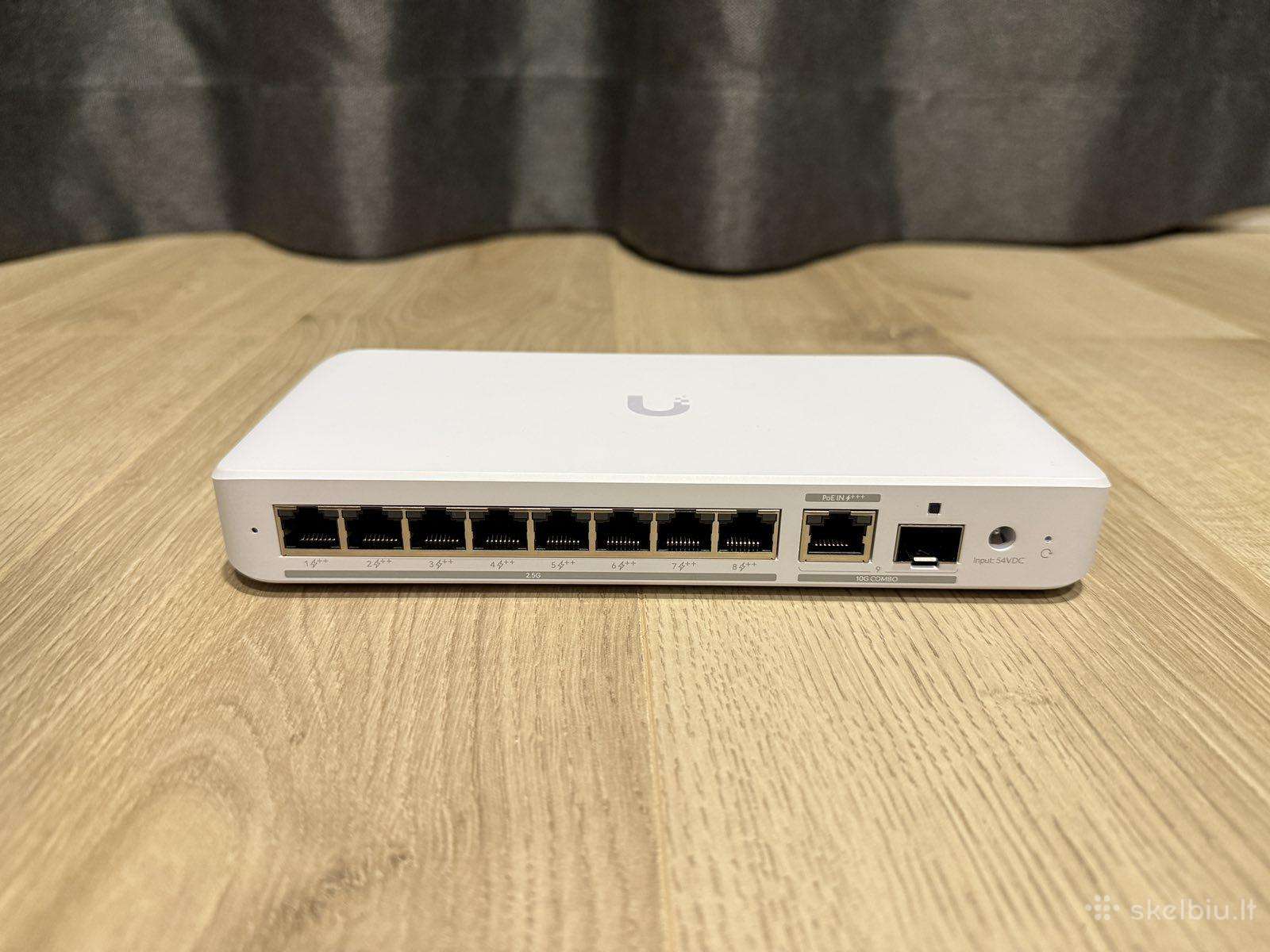 Unifi Flex 2.5G Poe 8 port switch-maršrutizatorius