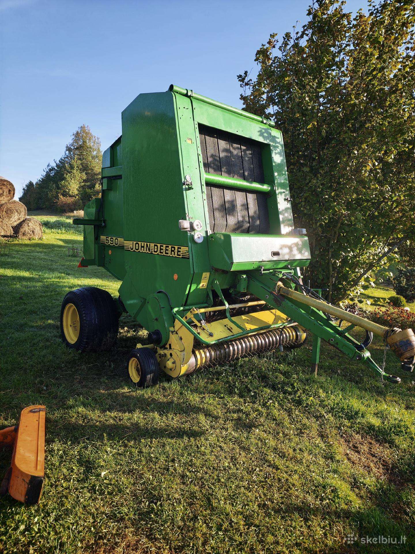 John derre 590