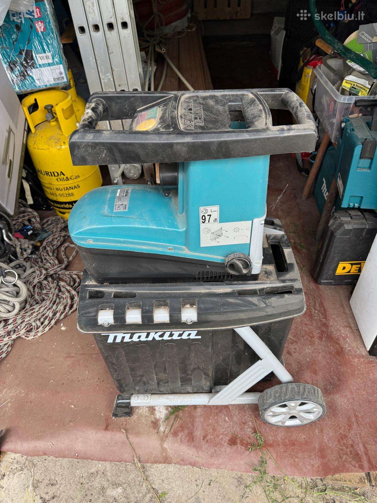 Elektrinis šakų smulkintuvas Makita Ud2500