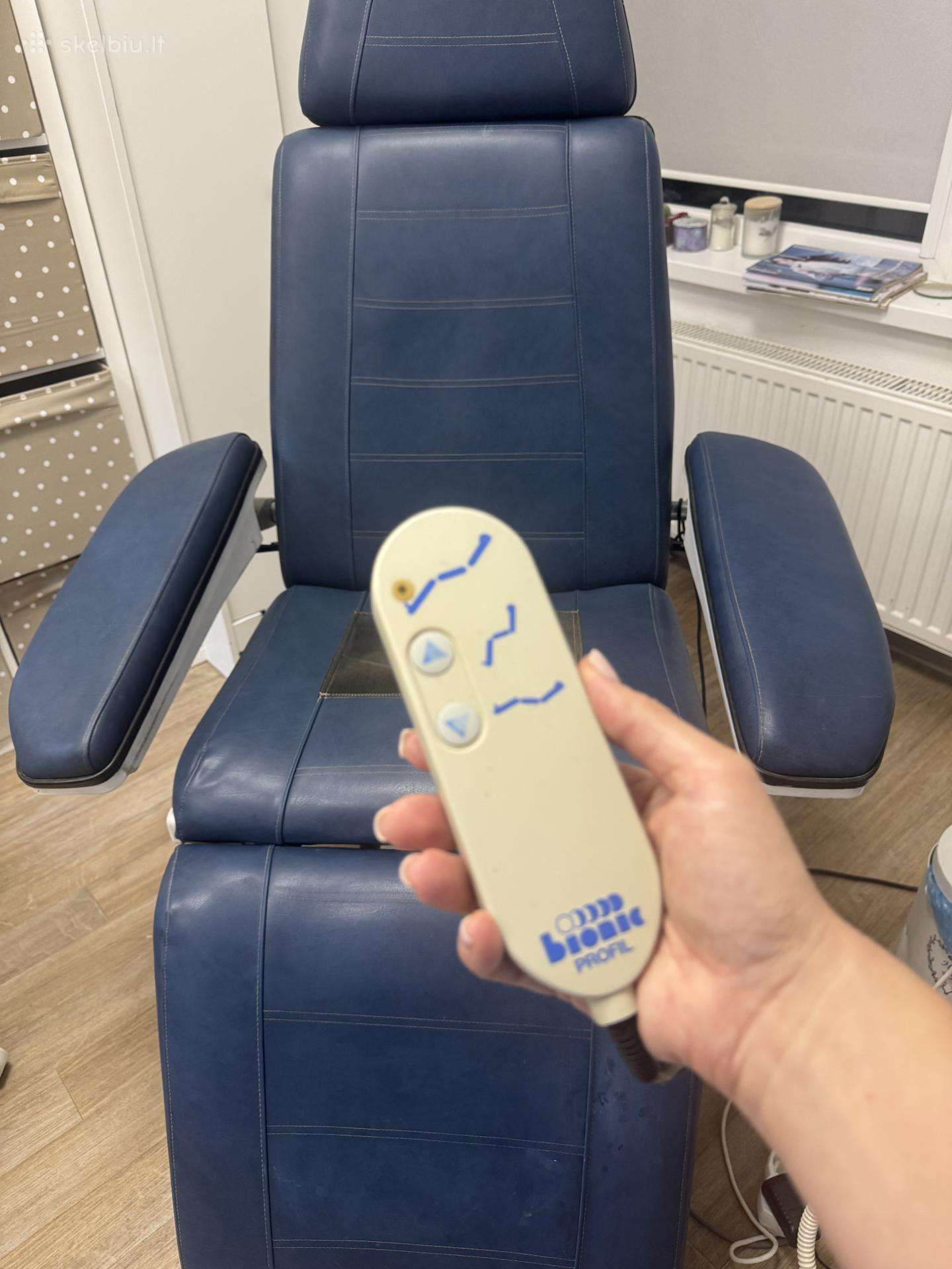 Elektrinis kosmetologinis / pedikiūro krėslas