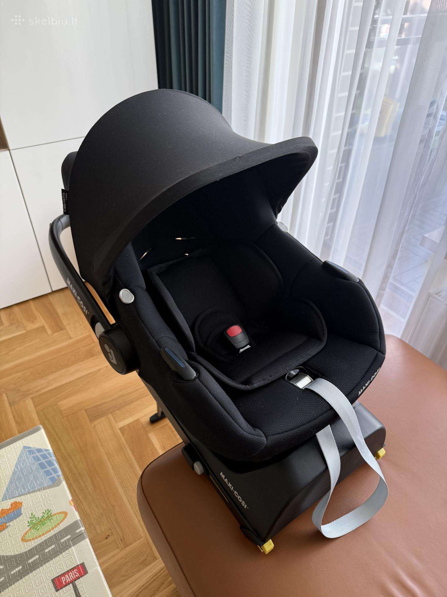Maxi Cosy Cabriofix i-size + Isofix base