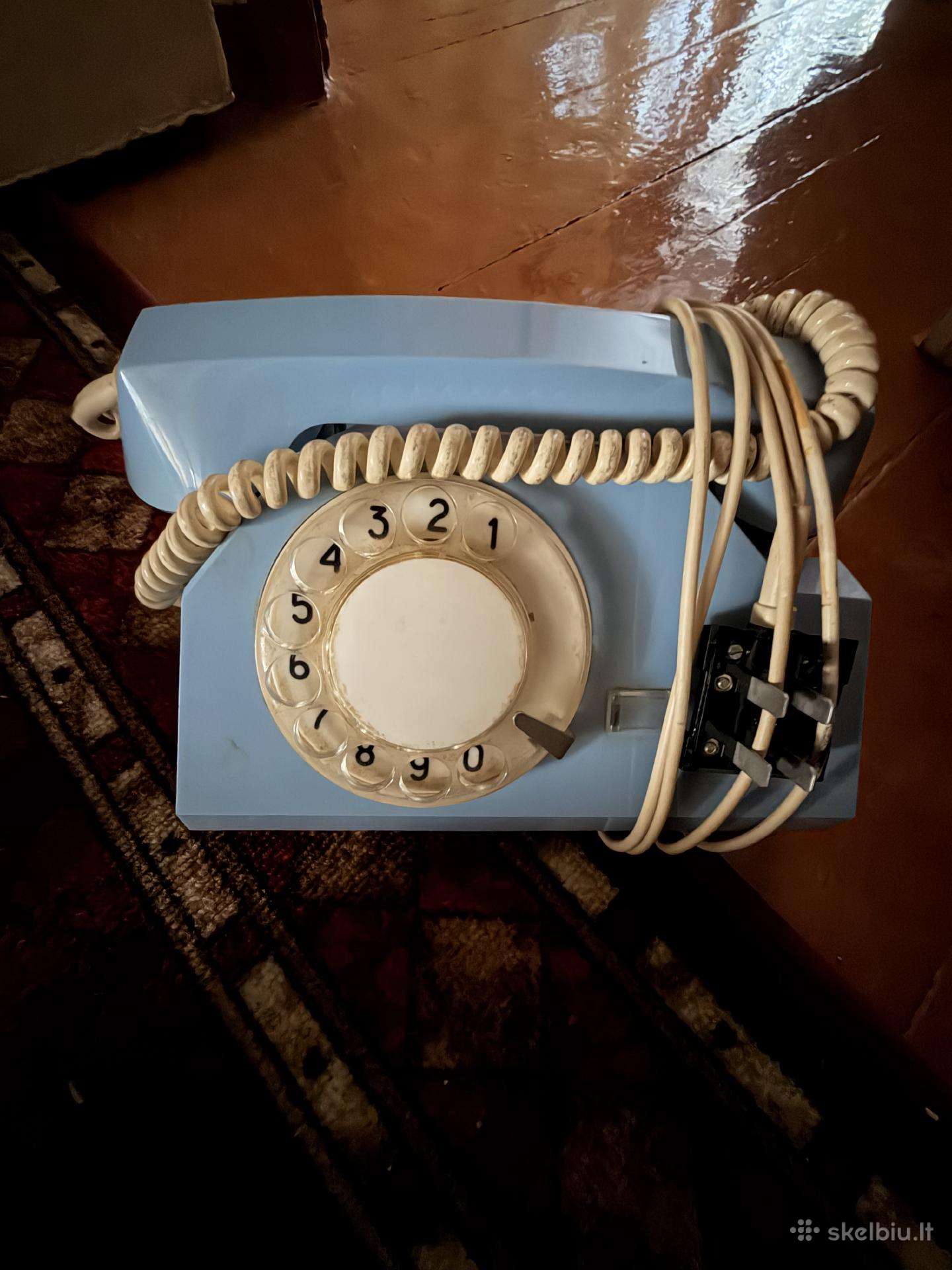 Senas telefonas