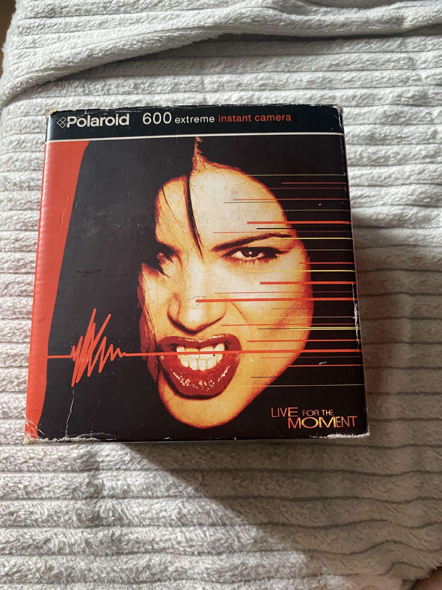 Palaroid 600 extreme