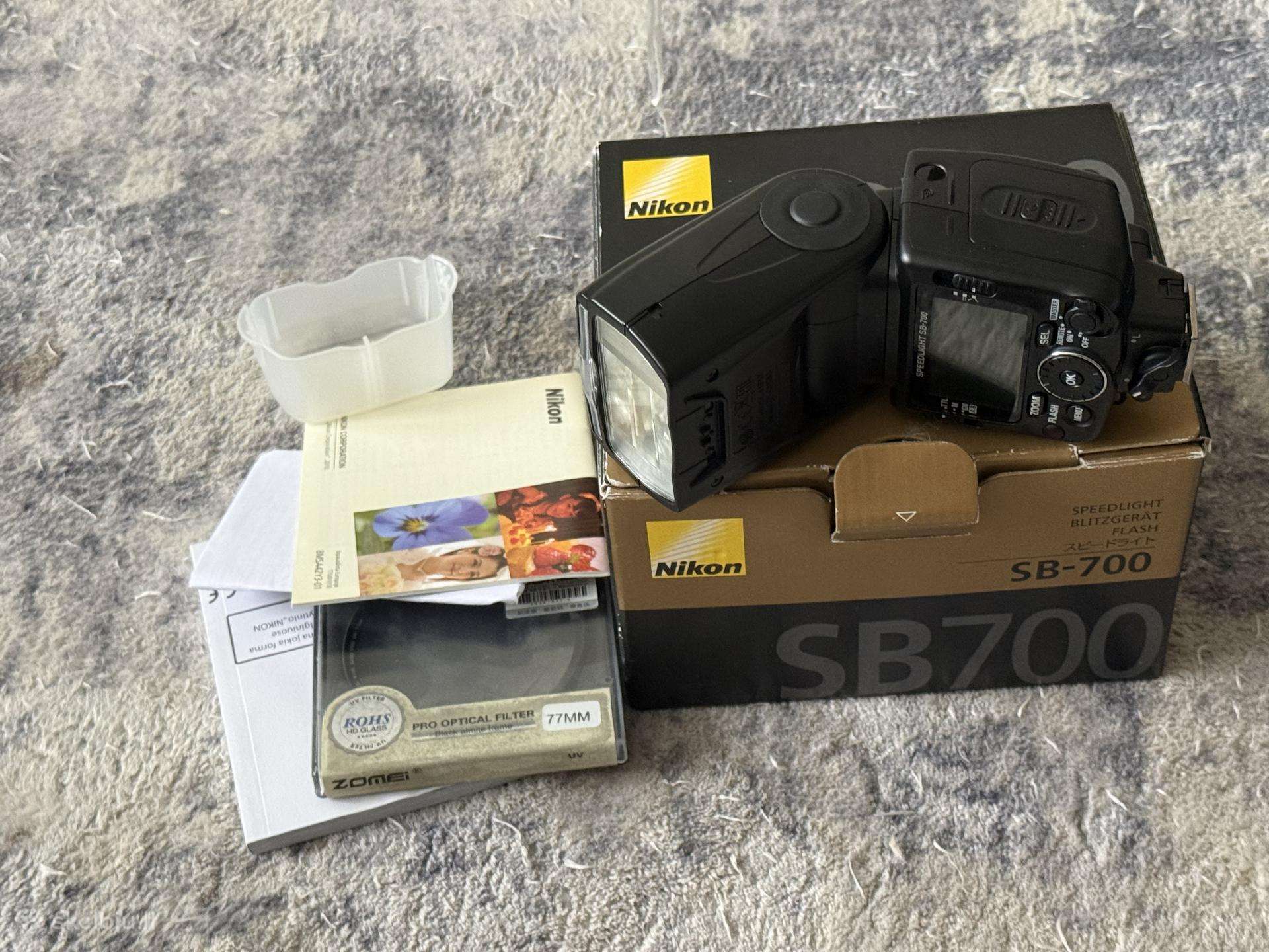 Nikon blykste Sb700