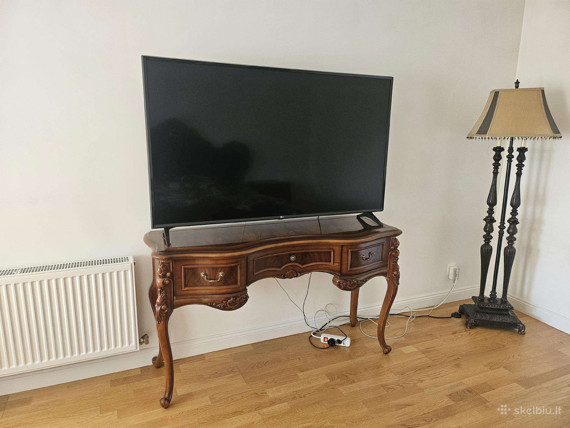 LG 60" (152 cm) 4k Smart TV – puikiai veikia