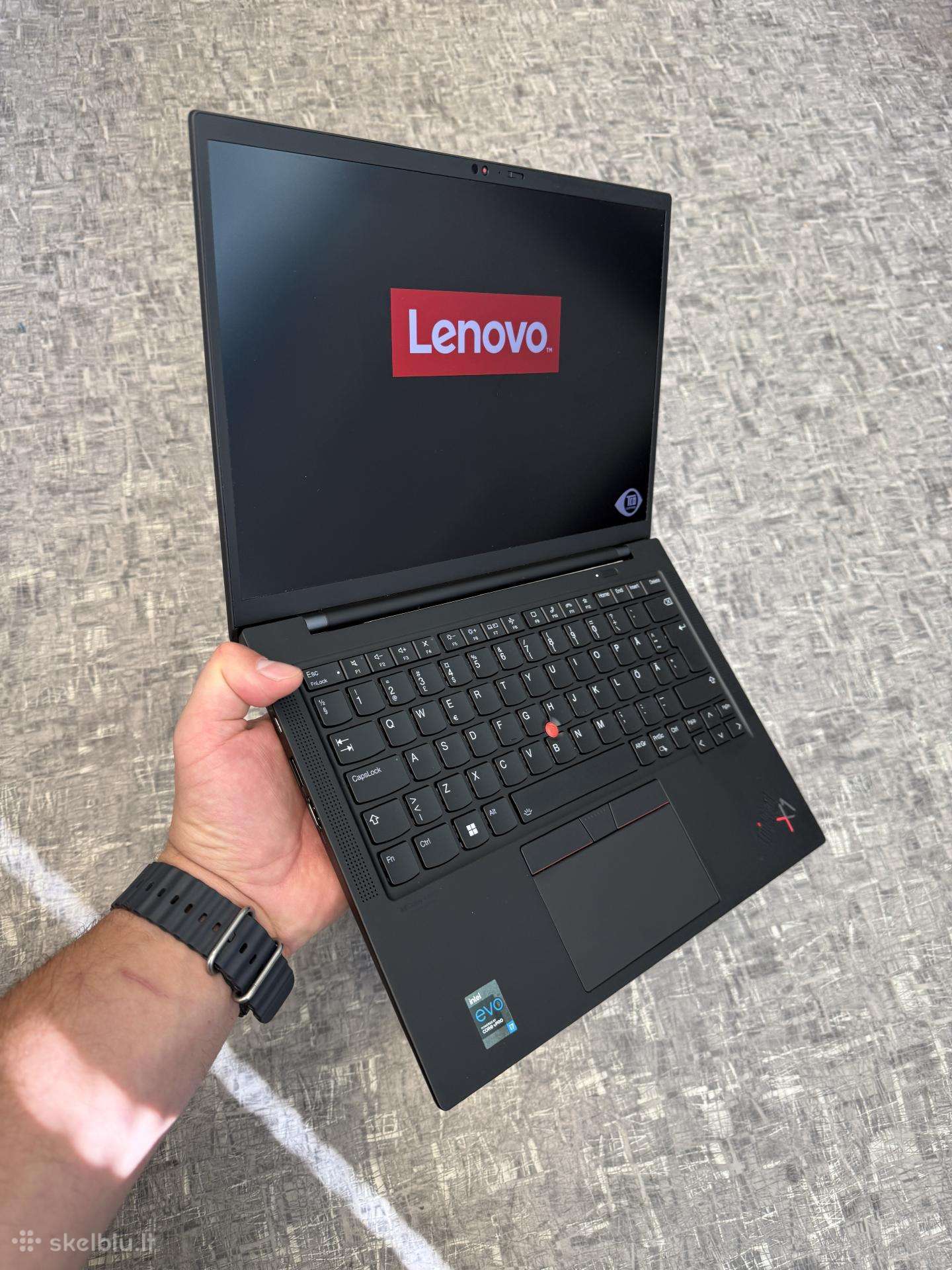 Lenovo Thinkpad X1 Carbon Gen9 i7/16ram/1tb