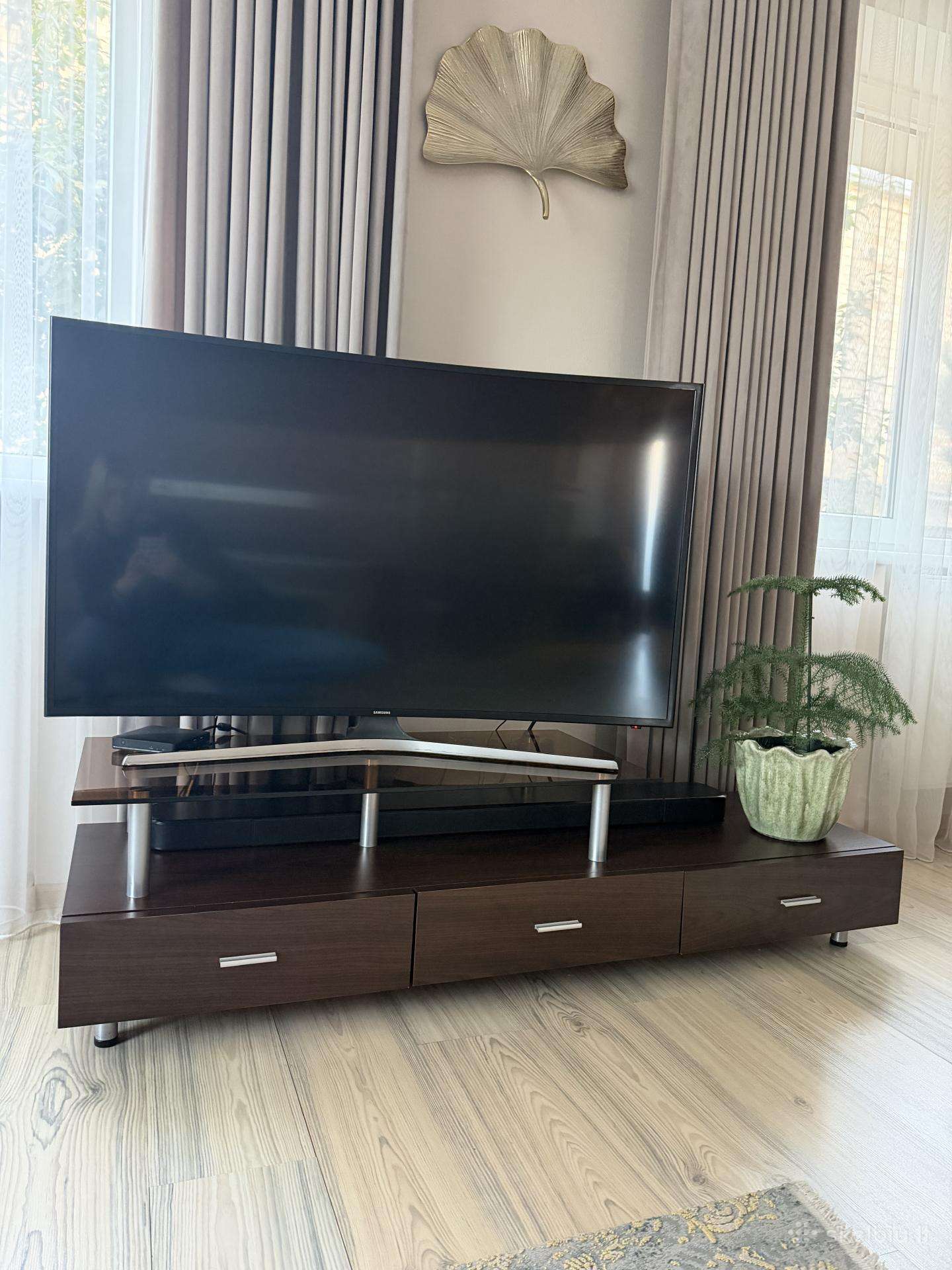 TV staliukas