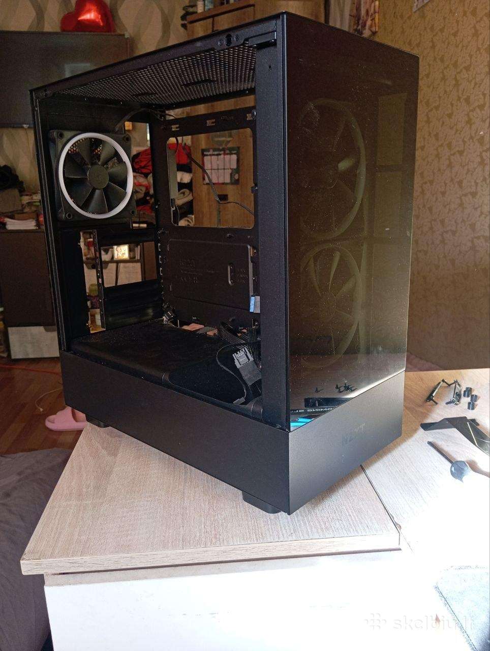Nzxt h510 Elite glass