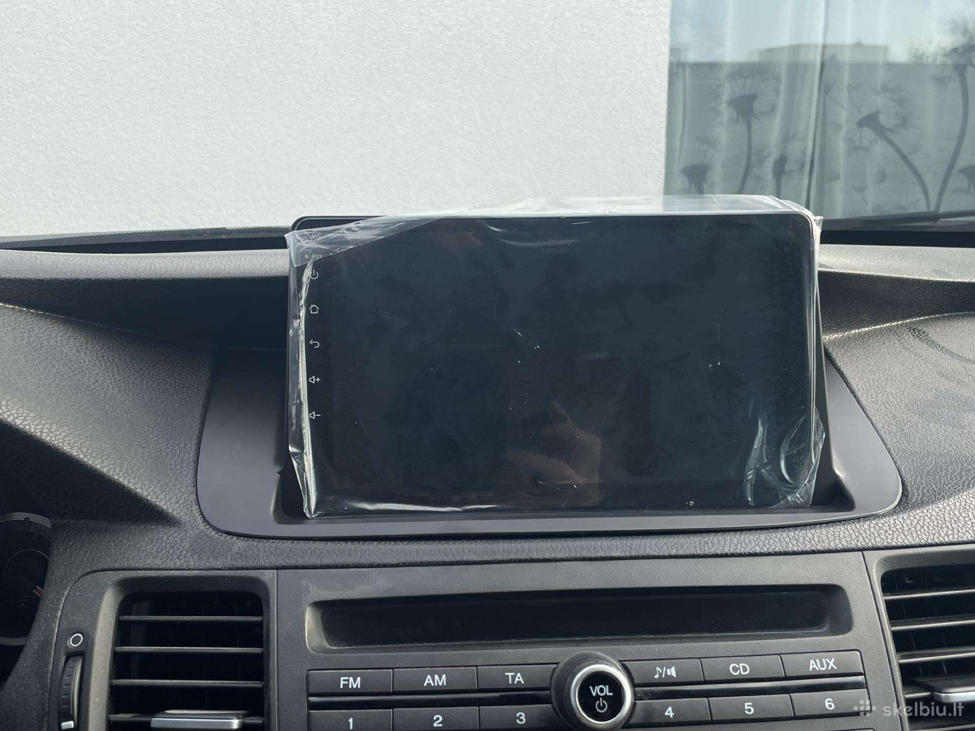 Honda accord multimedija