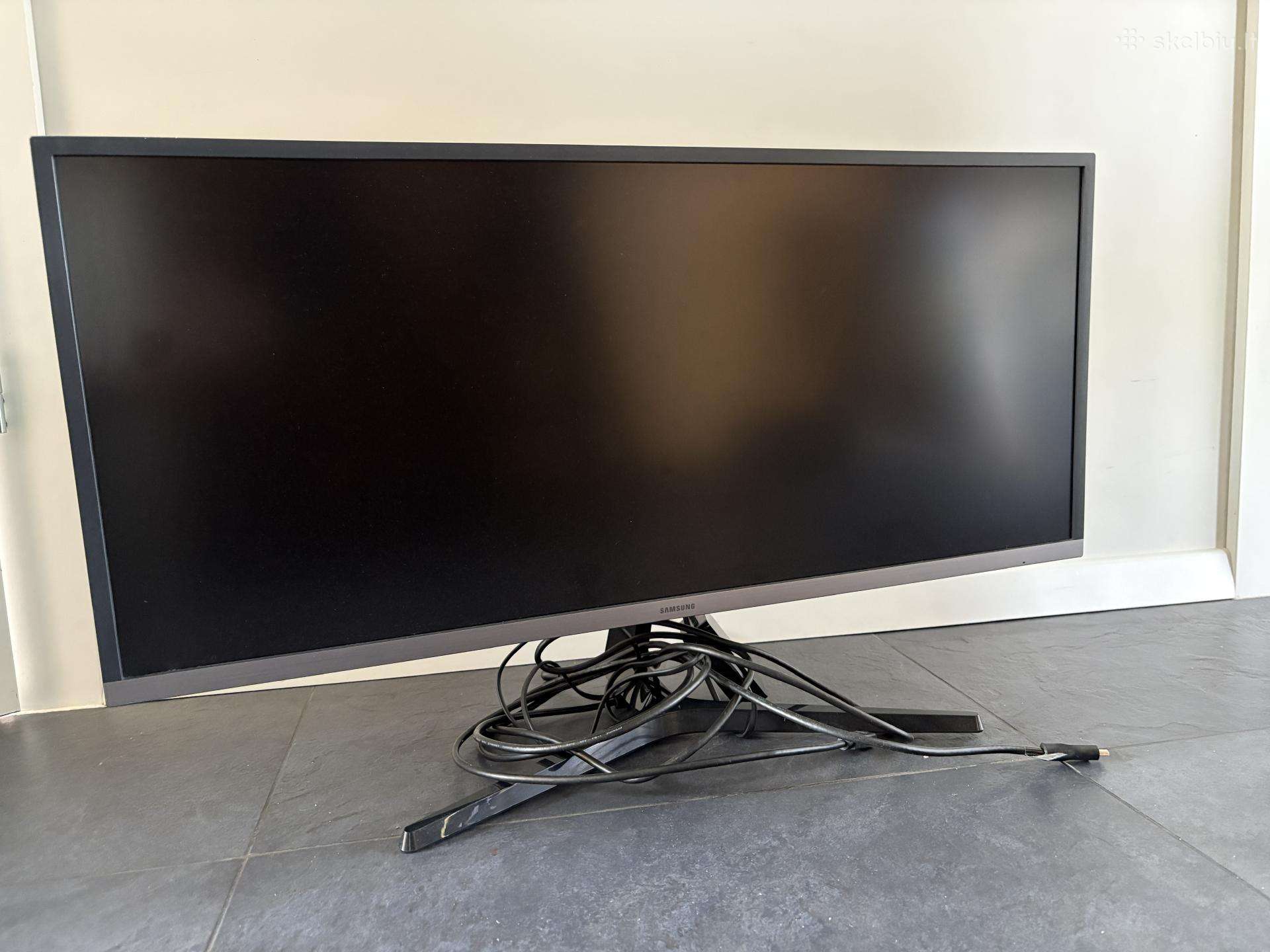 Samsung monitorius 34 coliu