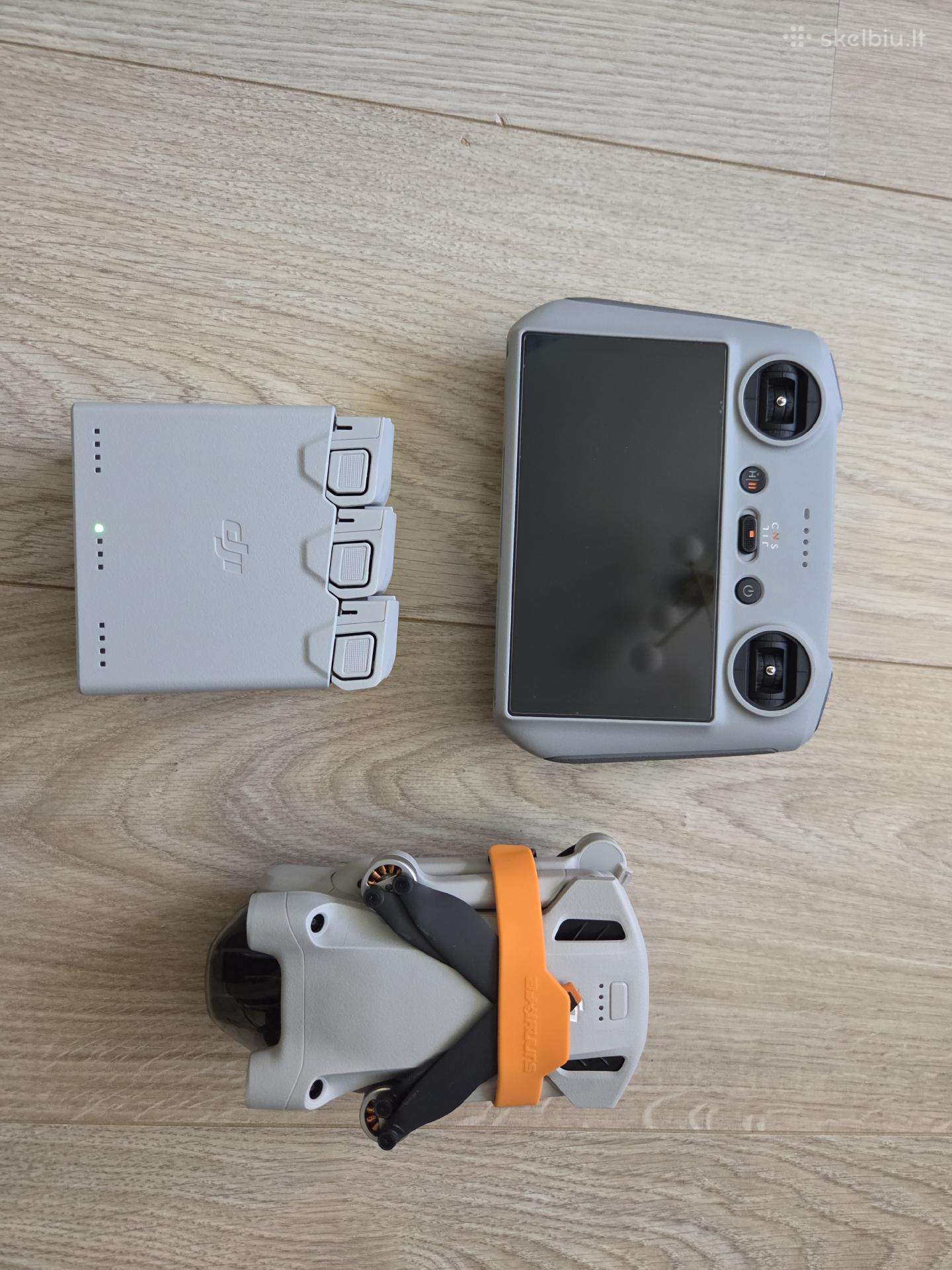 Dronas Dji mini 3 pro su Rc2 Combo
