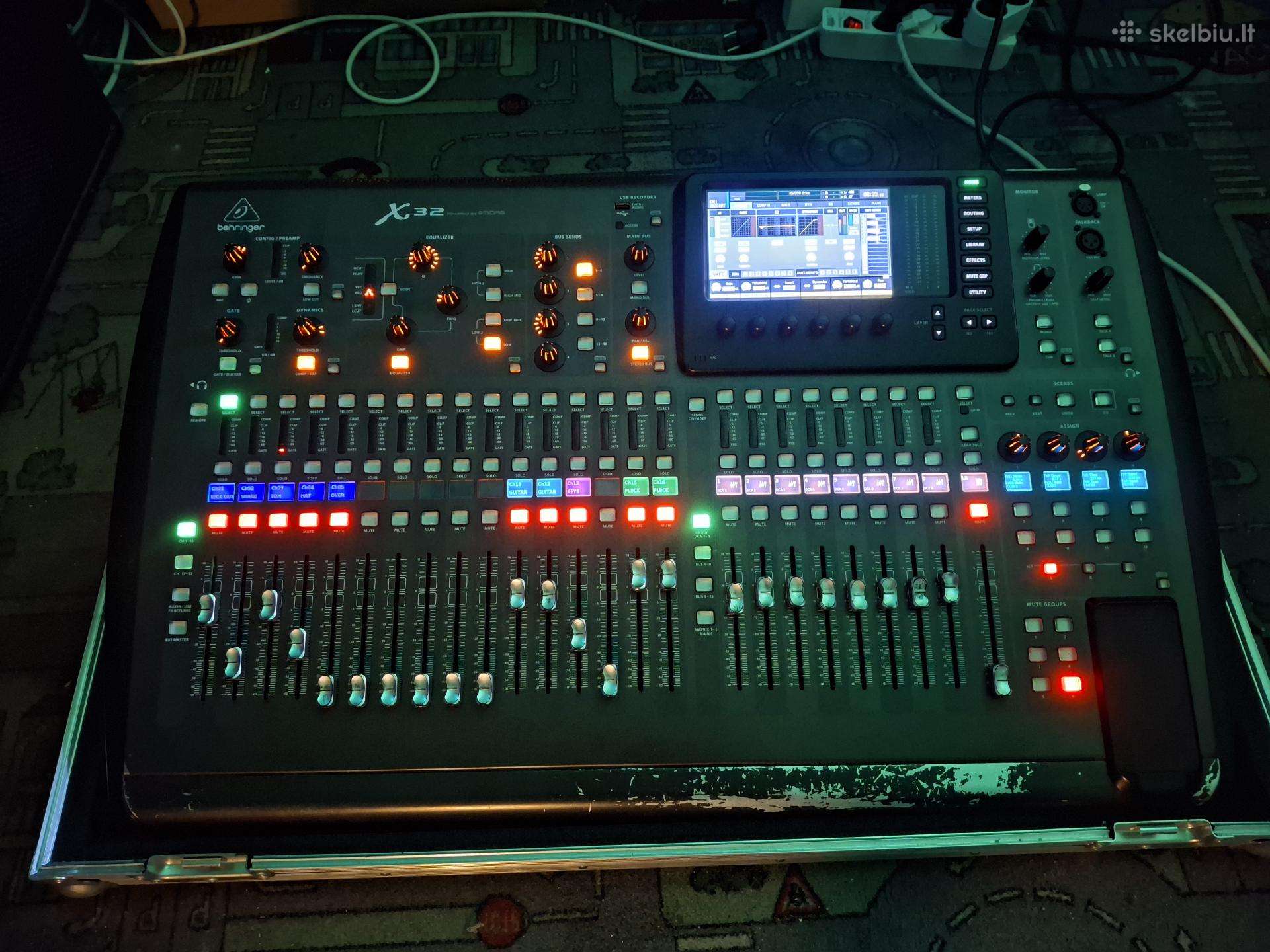 Behringer X32 + reka