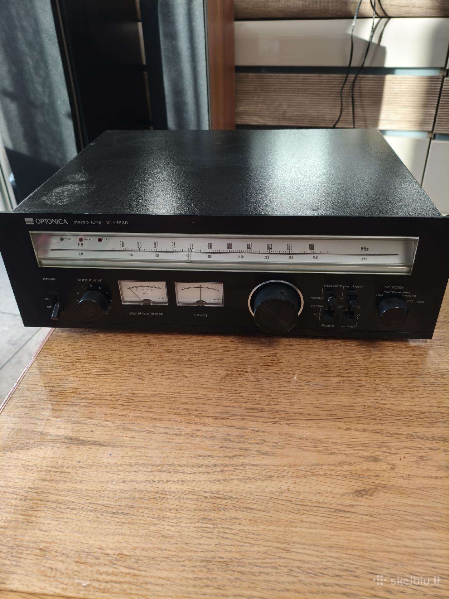 Optonica stereo tiuneris St-3636