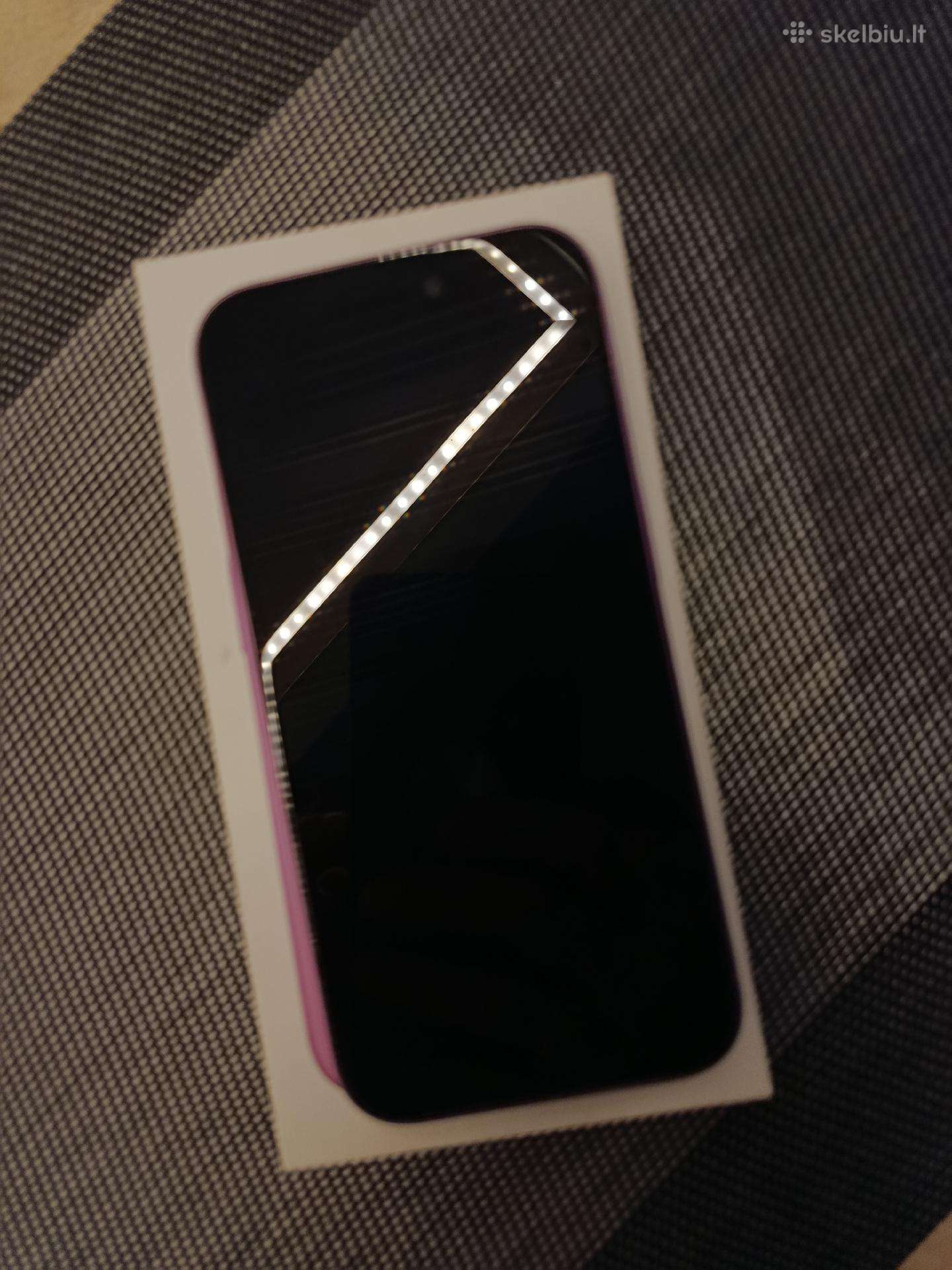 Parduodu rožinį „iPhone 16“, 128 GB.