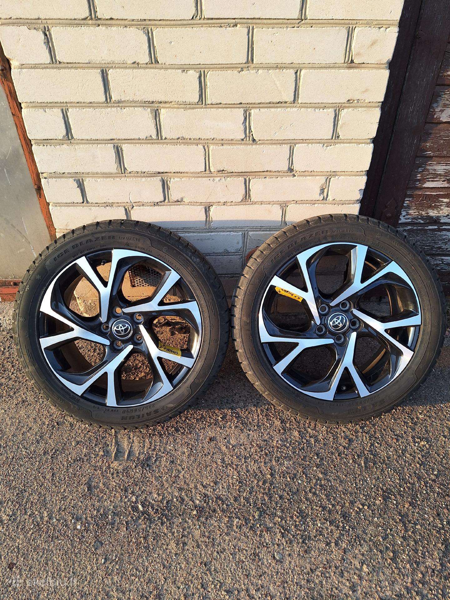 Originalūs Toyota Chr R- 18 ratlankiai, tvarkingi