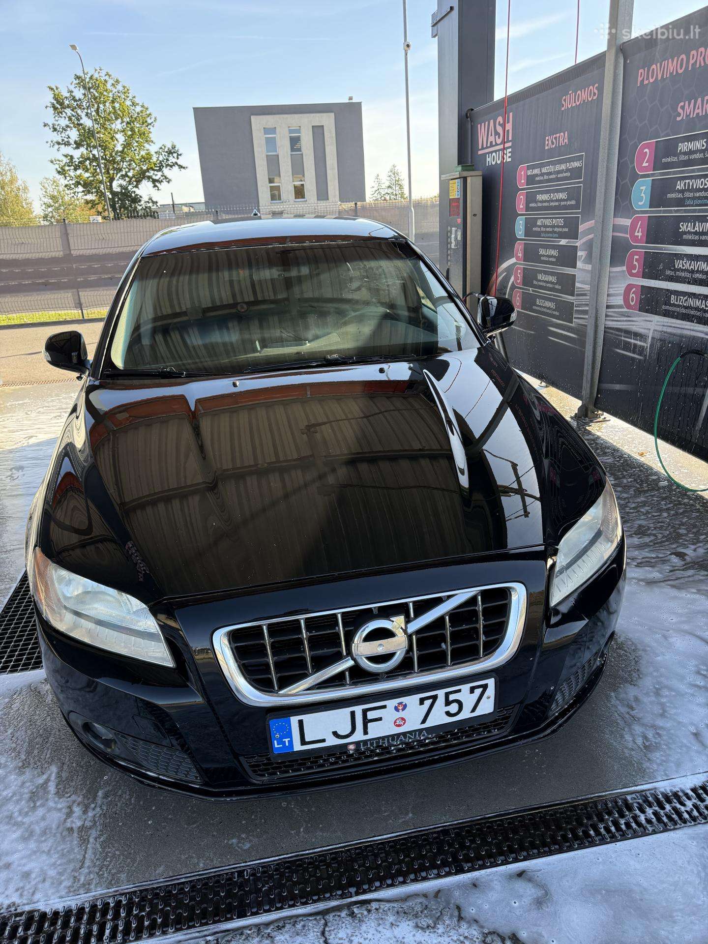 Parduodamas Volvo v70