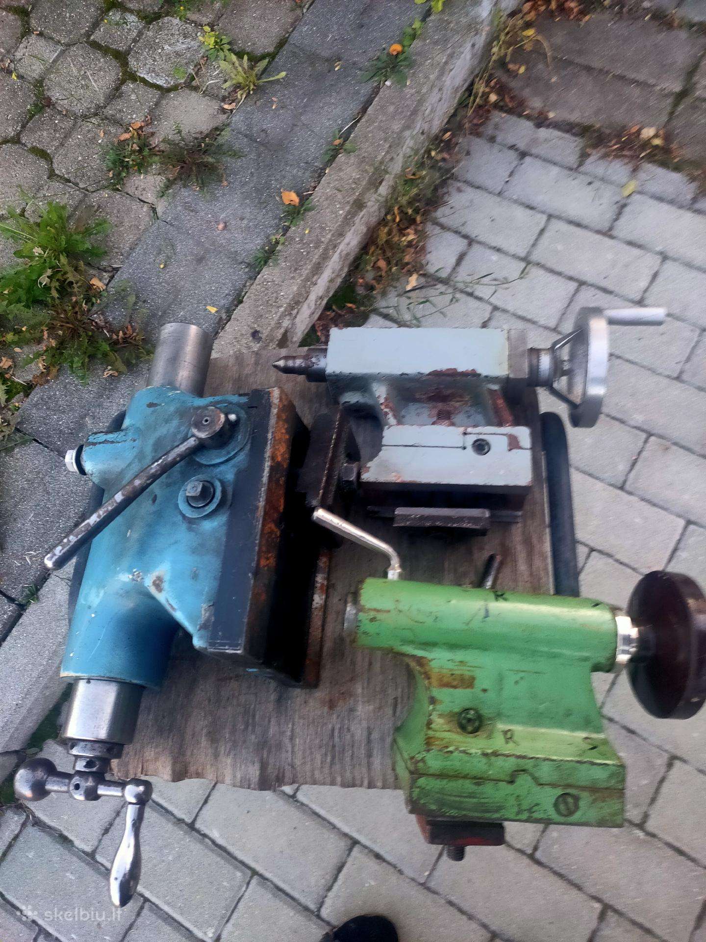 Tekinimo stakliu arkliukai